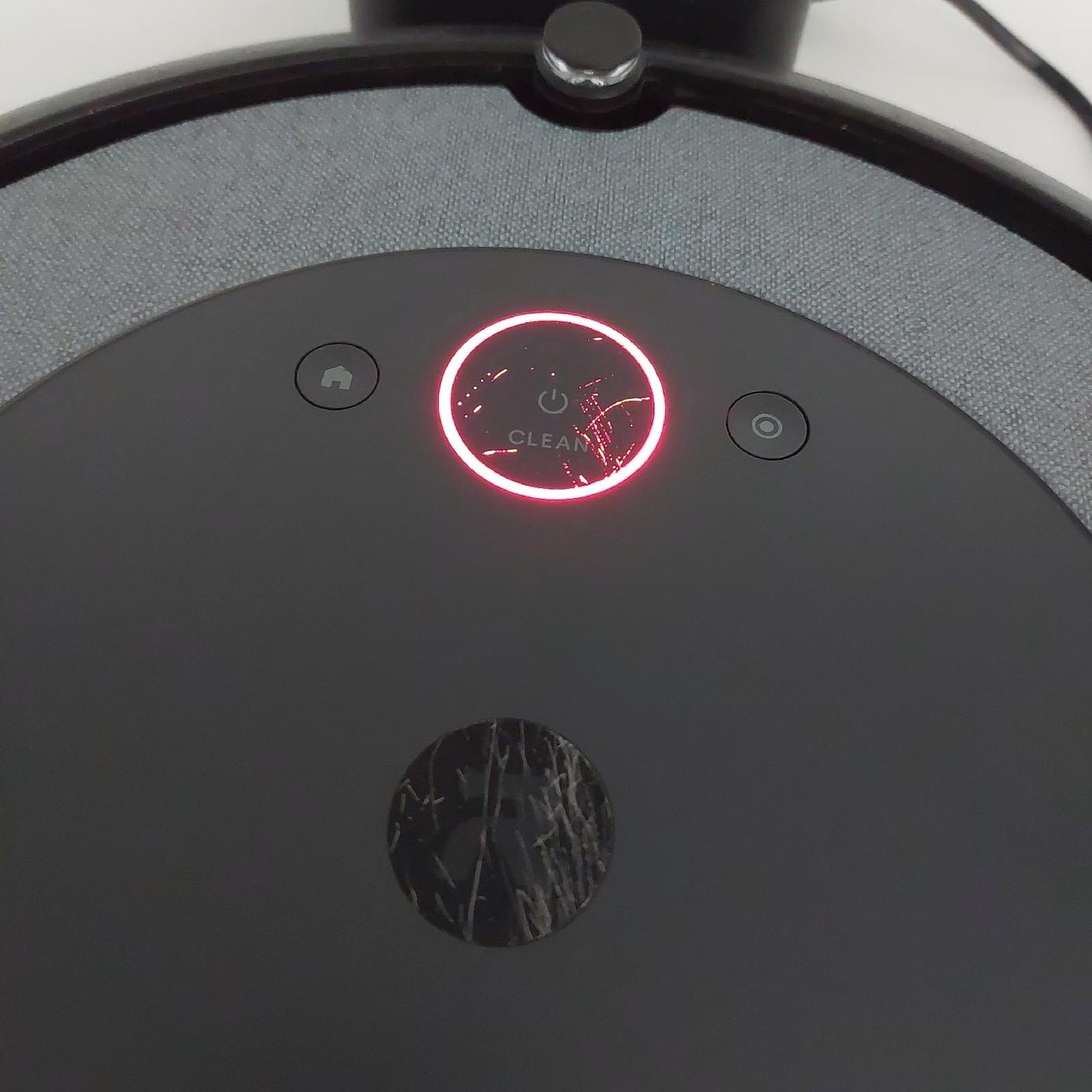 iRobot Roomba i3 (i3152) App steuerbarer Saugroboter Staubsauger Robot - DEFEKT