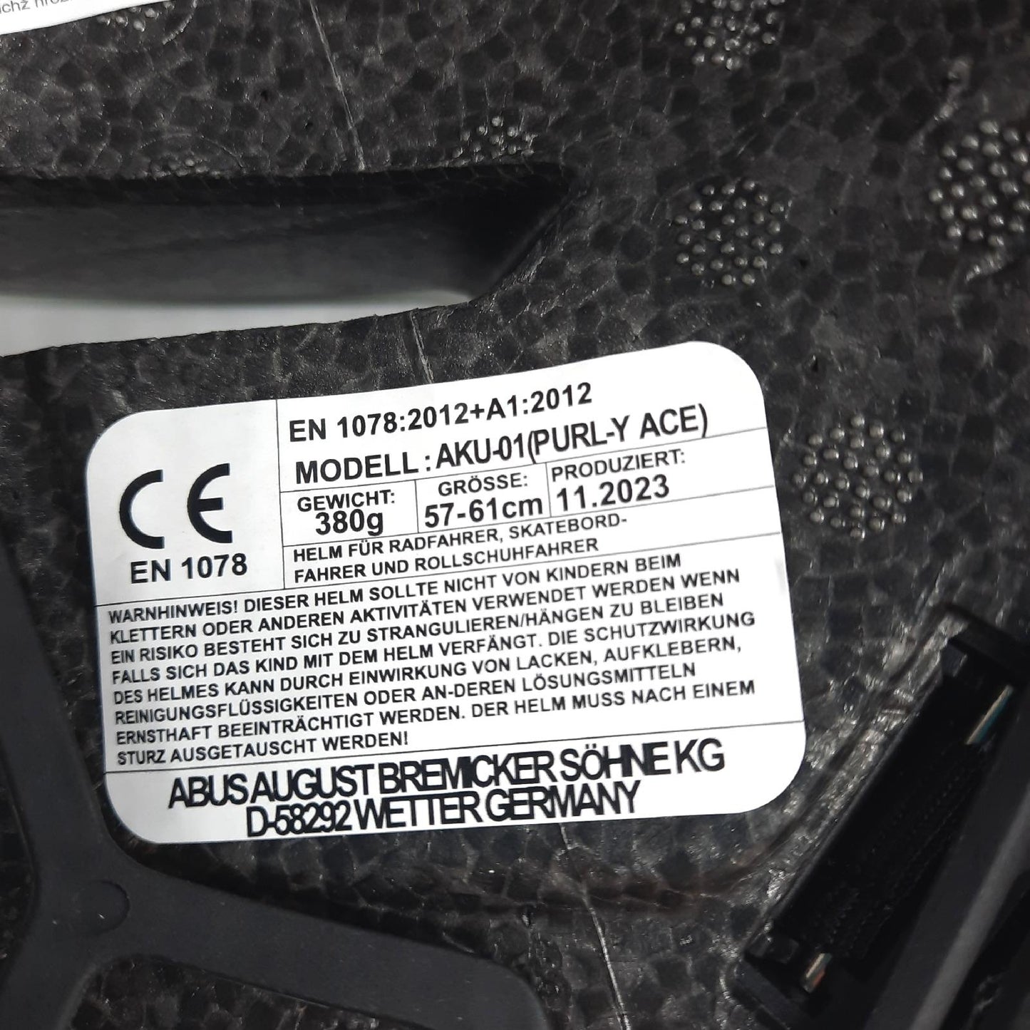 ABUS Fahrradhelm Purl Y ACE ohne LED-Licht, geeignet für Fahrten - Unvollständig