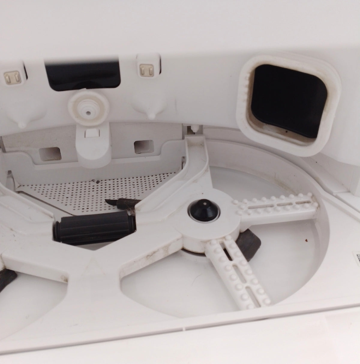 dreame L40 Ultra Saugroboter Wischfunktion Hebbarer Wischmopp gebraucht mit