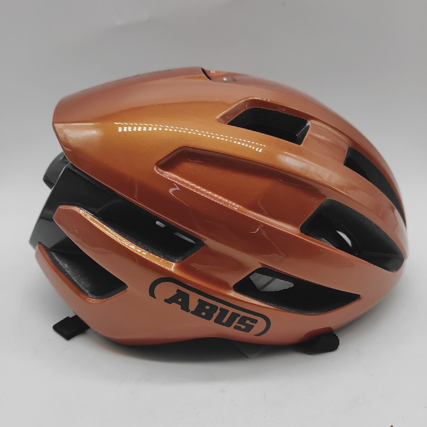 ABUS Rennradhelm Fahrradhelm Schutz PowerDome MIPS Belüftungssystem leicht sicher