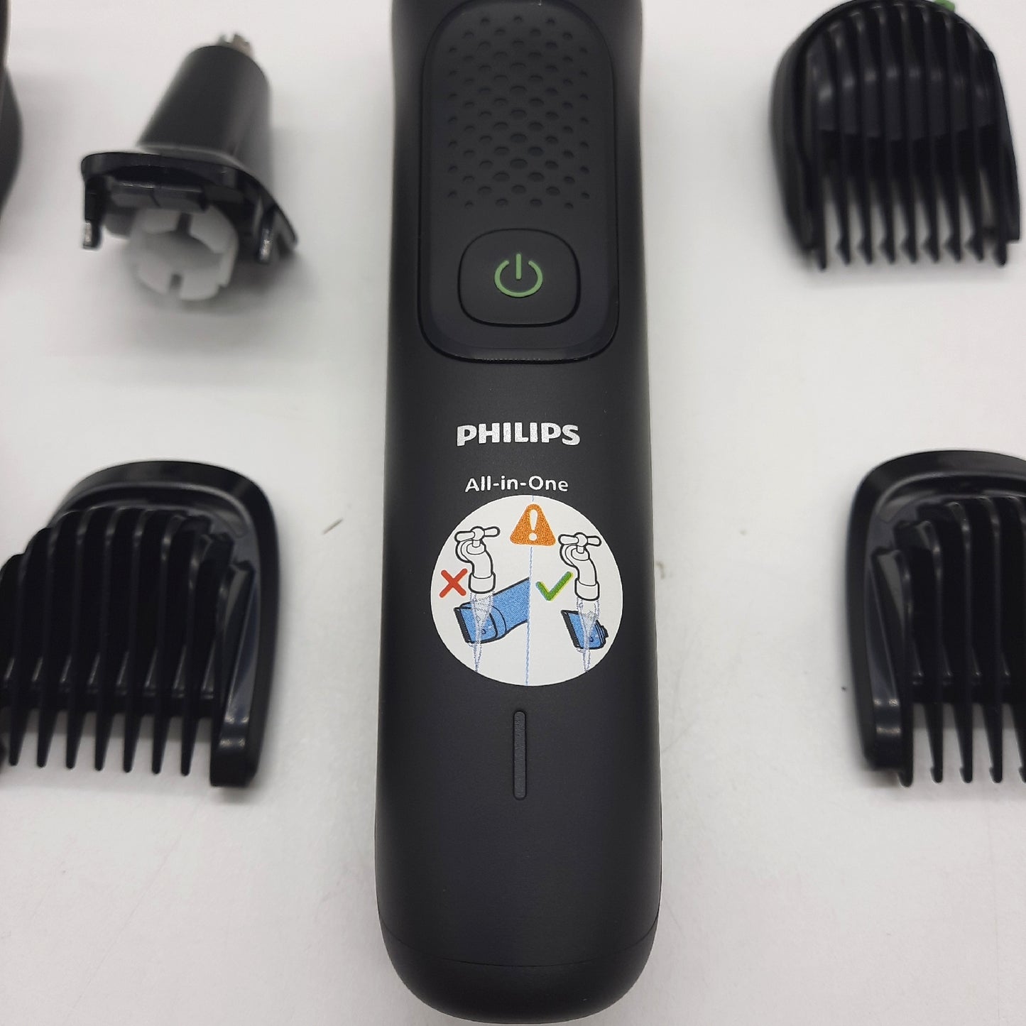 Philips Multigroom Serie 3000 All-in-One-Trimmer 7 in 1 Trimmer für",