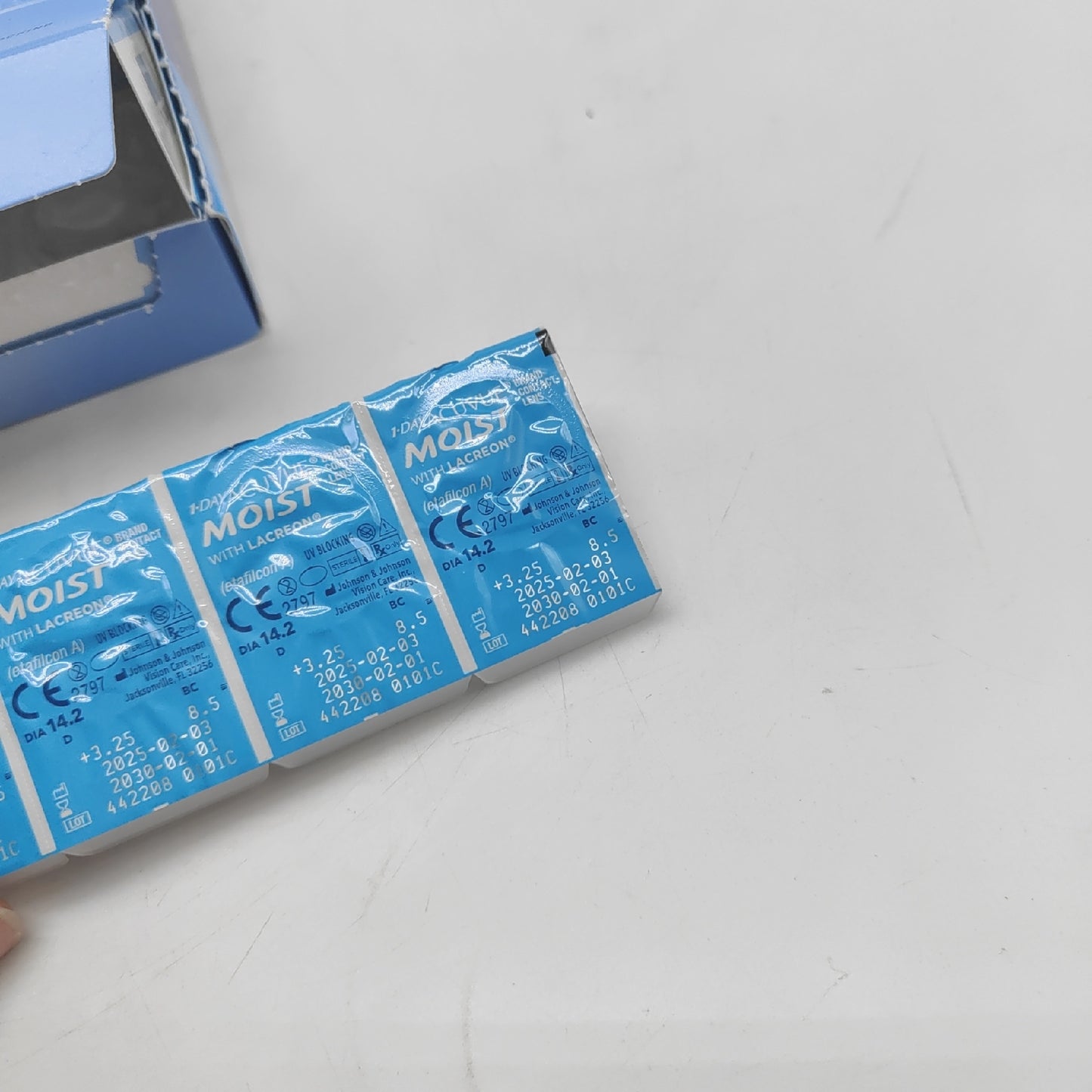 Acuvue 1 Day Acuvue Moist mit LACREON Tageskontaktlinsen