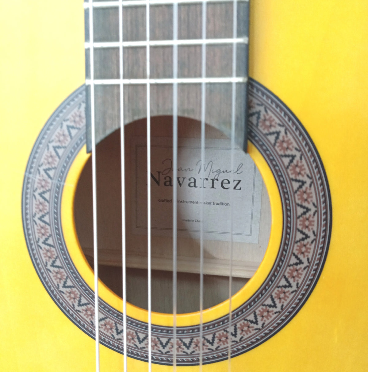 Juan Miguel Navarrez klassische Gitarre Musikinstrumente 44 Tasche Honigfarbe Ak