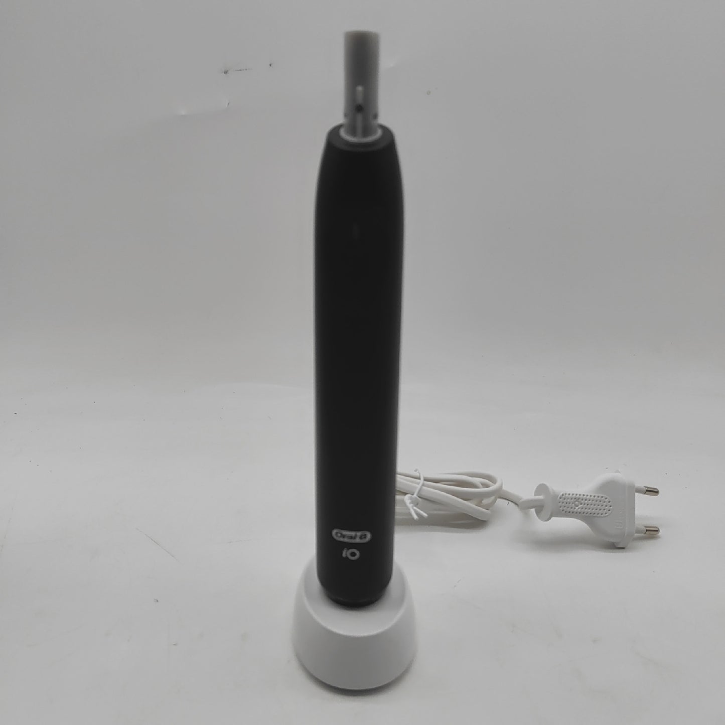 Oral-B Wiederaufladbare elektrische Zahnbürste iO 2 Schwarz 1 elektrische Oral