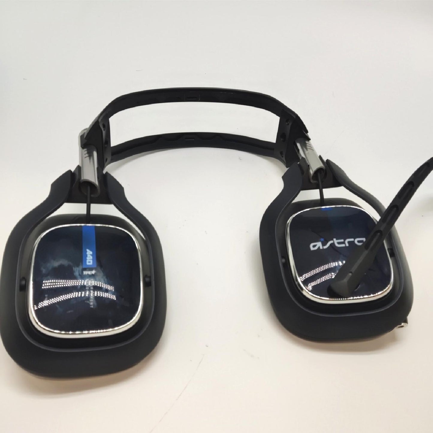 ASTRO Gaming A40 TR Wired Gaming Headset unvollständig ohne Ohrpolster Kopfpolster