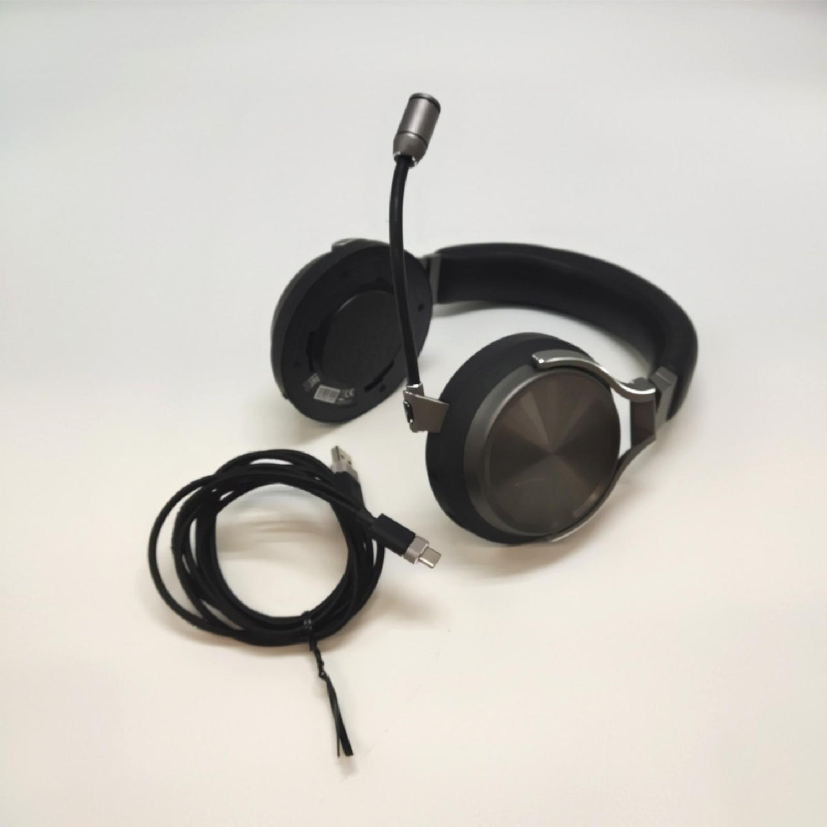 Corsair Virtuoso RGB Wireless SE Gaming Headset ohne USB Adapter Ohrpolster