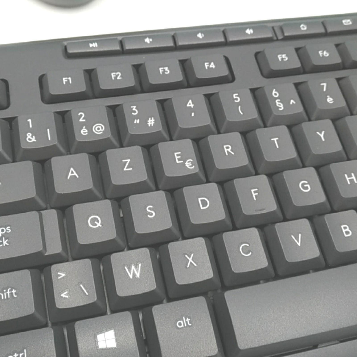Logitech Tastatur Maus Set Computer Zubehör MK295 Kabellos USB Funk Komfort Ergonomie