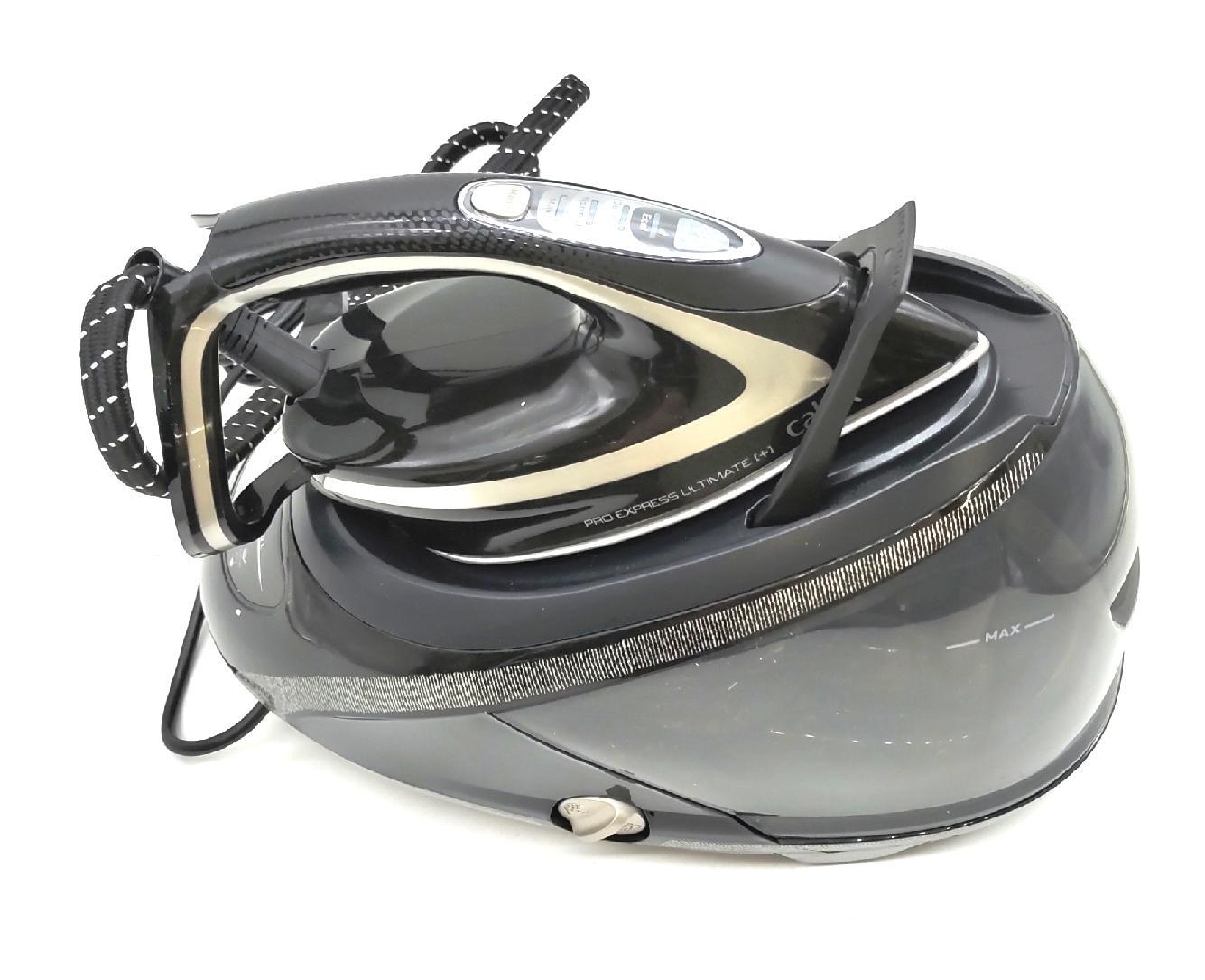 Calor Dampfbügelstation Pro Express Ultimate Care Hochdruck 8 bar 600 g Dampfstoß mit Schutz System Schwarz Silber