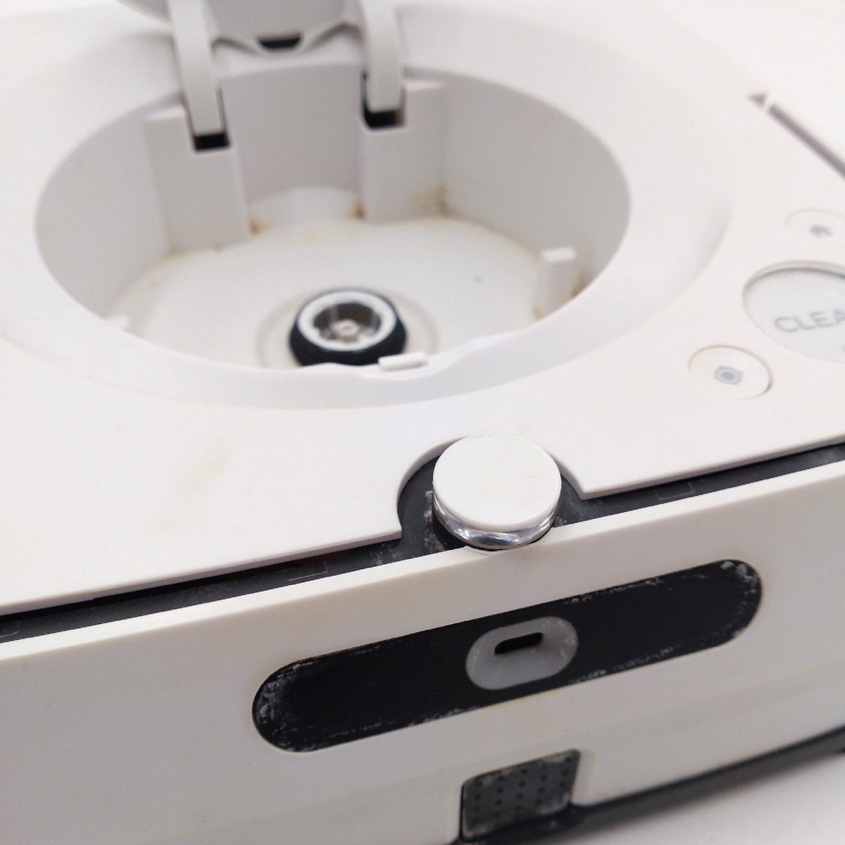 iRobot Braava Jet m6 m6138 Wischroboter defekt stark verschmutzt