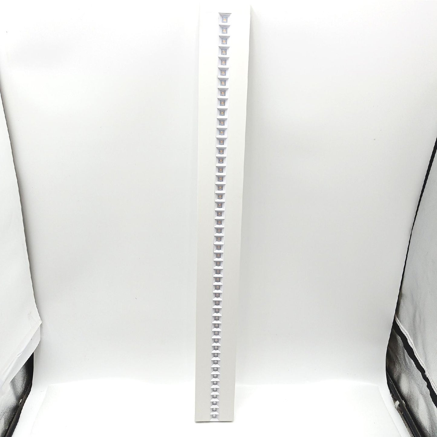 LEDVANCE Lichtband Leuchte Innenbeleuchtung LINEAR IndiviLED DIRECT INDIRECT SENSOR Warmweiß