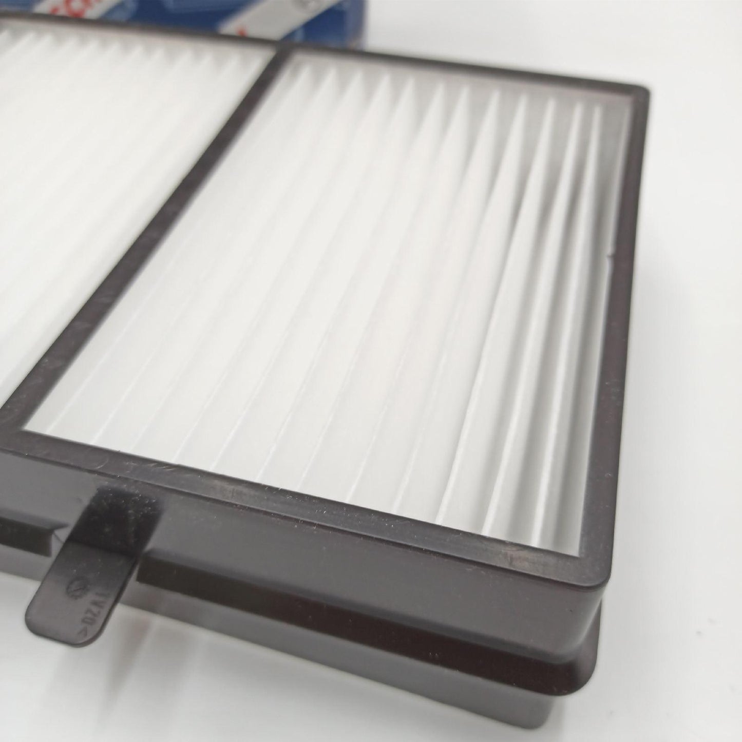 Bosch Innenraumfilter Kfz Zubehör M2153 Pollenfilter für saubere Luft im Fahrzeug