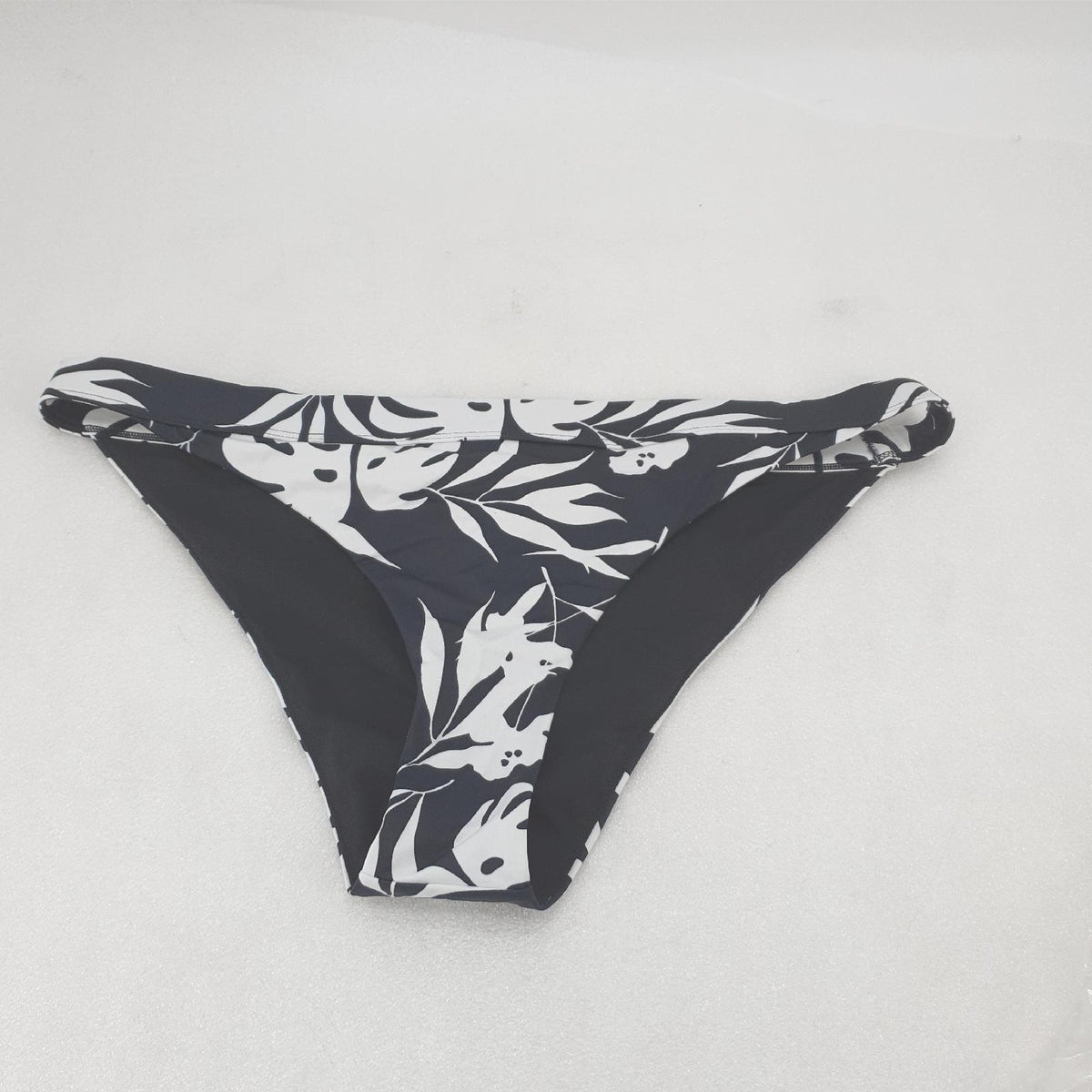 Roxy Love The Surfrider - Bikini Bottoms for Women - Bikiniunterteil mit mittelhoher Taille - Frauen - Schwarz.