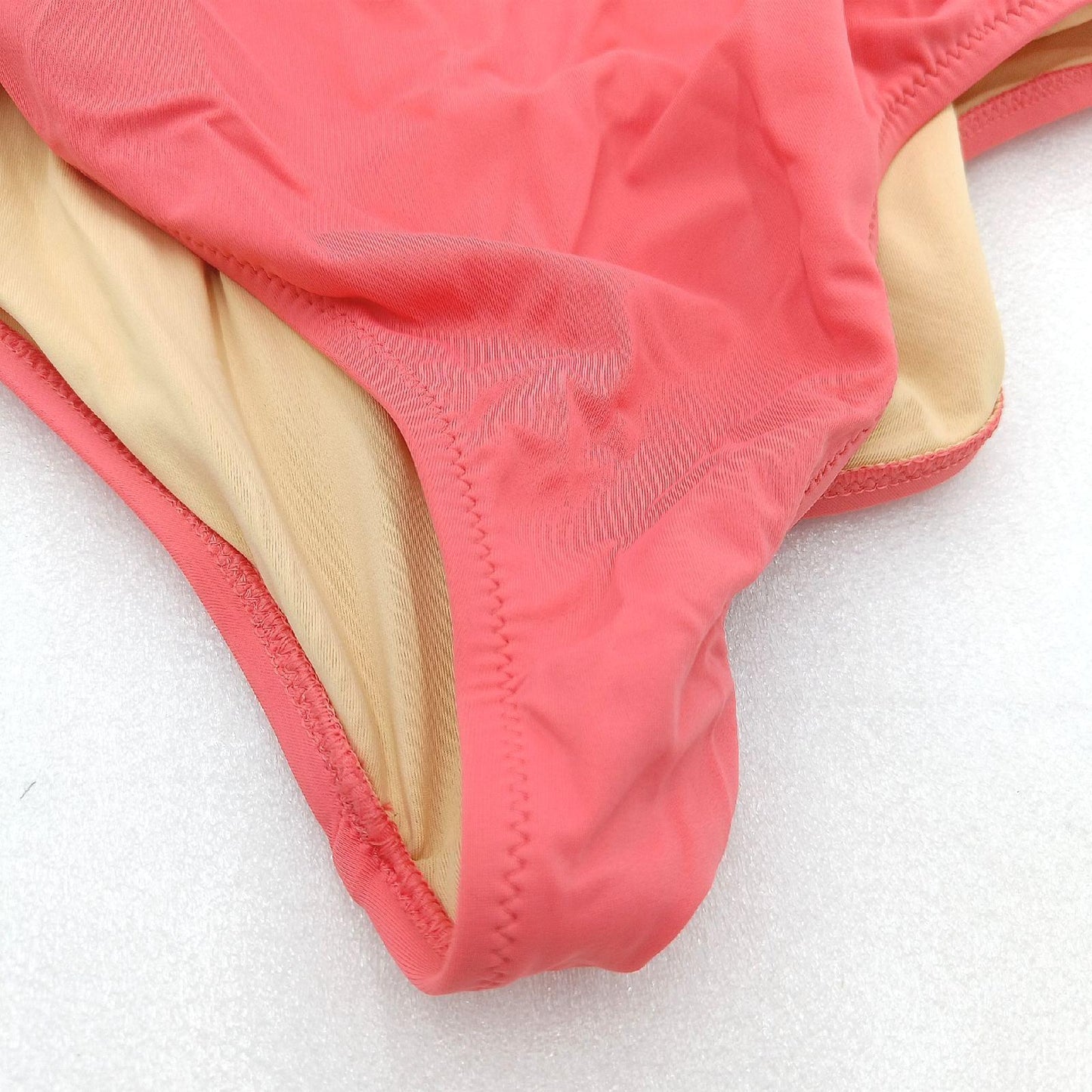 Amazon Essentials Badeanzug Damen Badebekleidung Lachsrosa Rundhalsausschnitt Komfort