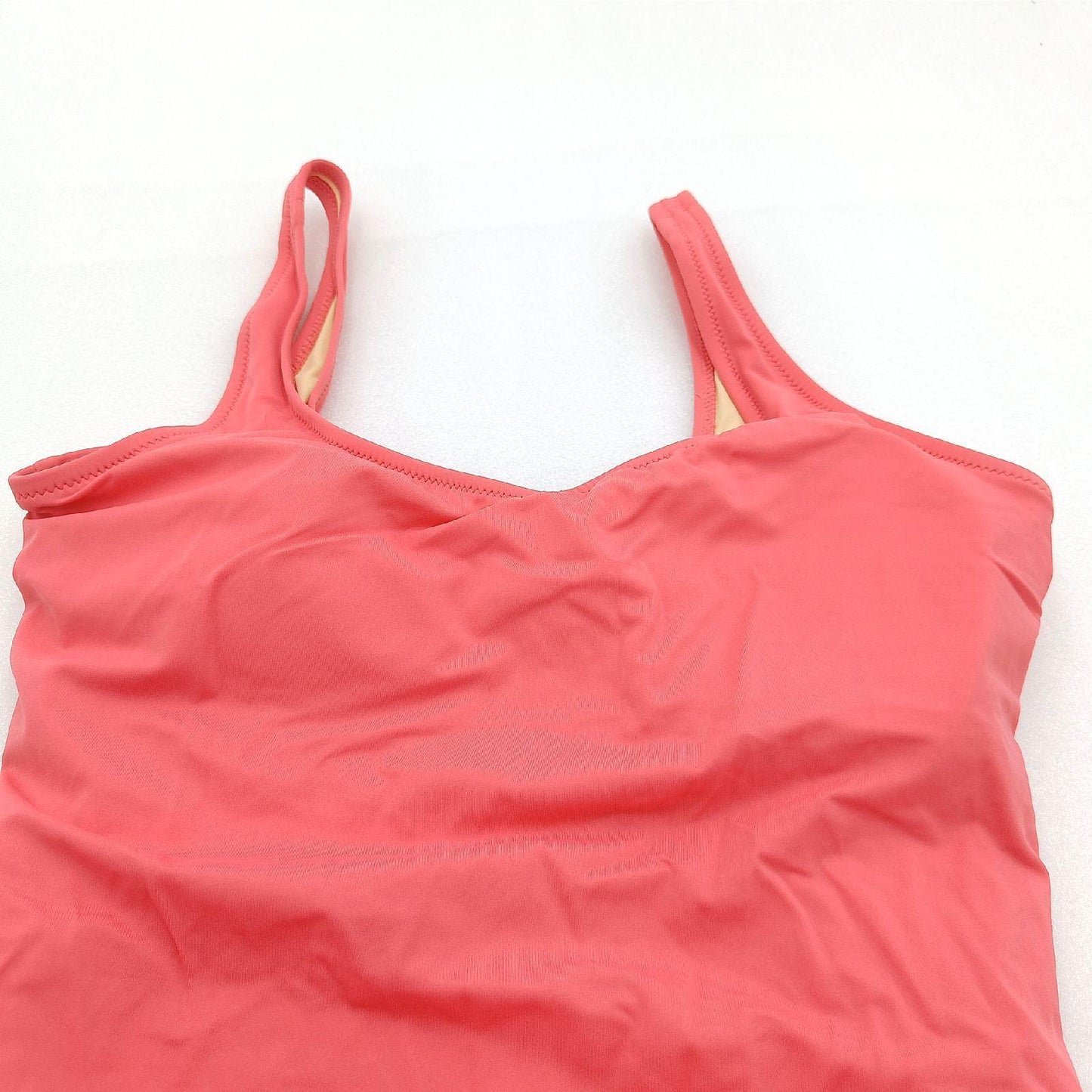 Amazon Essentials Badeanzug Damen Badebekleidung Lachsrosa Rundhalsausschnitt Komfort