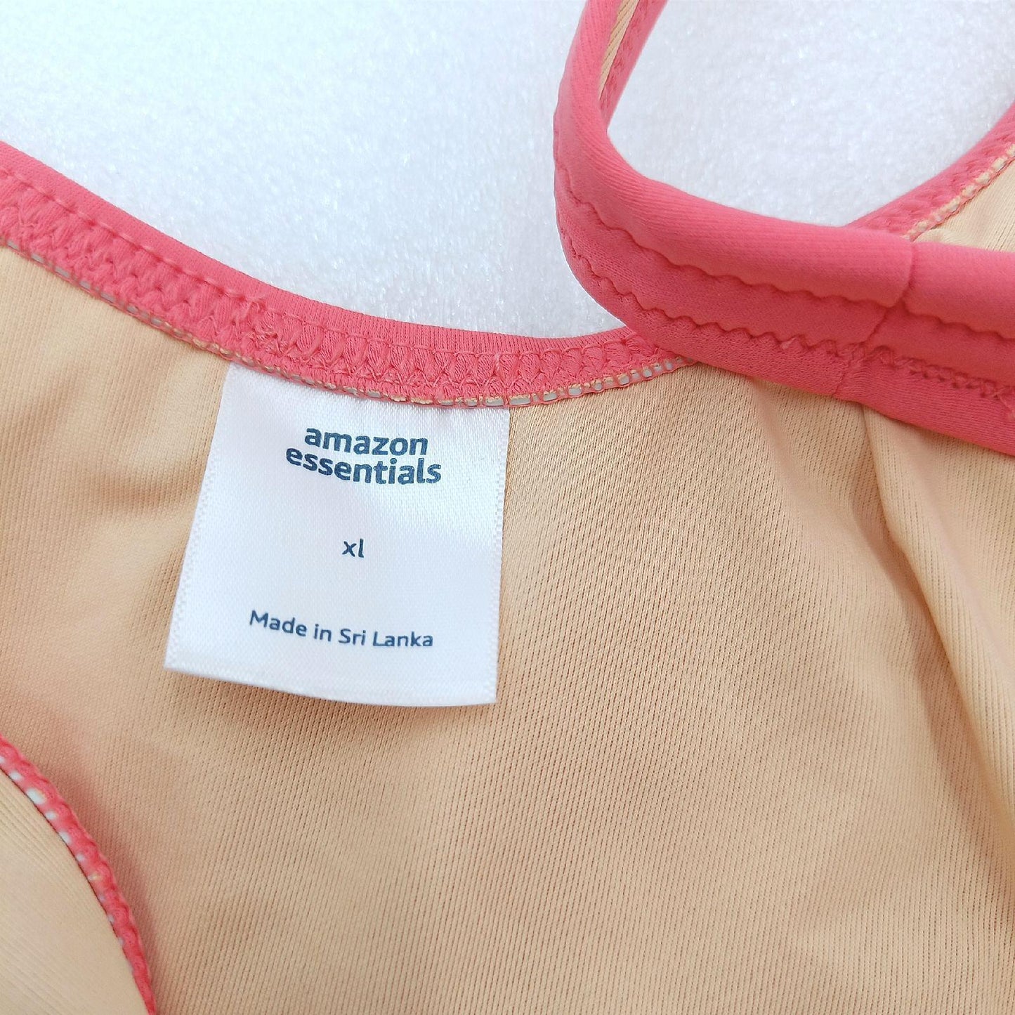 Amazon Essentials Badeanzug Damen Badebekleidung Lachsrosa Rundhalsausschnitt Komfort