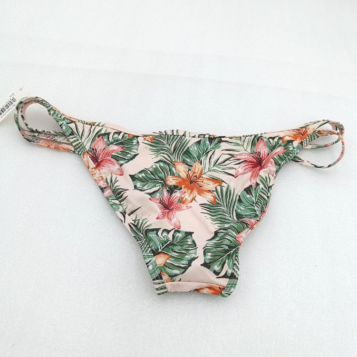 Iris Lilly Damen Hipster Bikinihose Bademode Blassrosa Tropische Blumen Sommerstyle