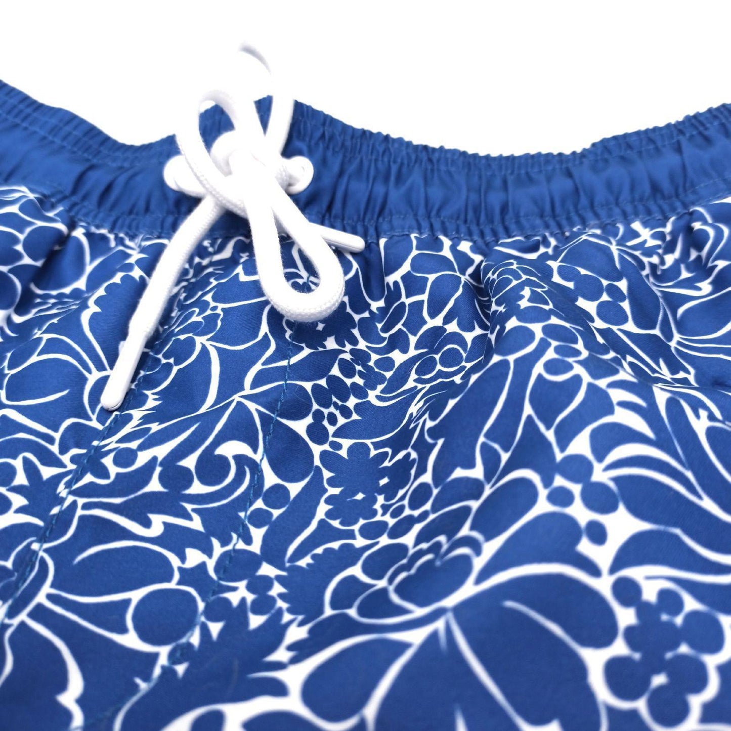 Amazon Essentials Badehose Herrenbekleidung S Silhouette mit Blumen Strandmode