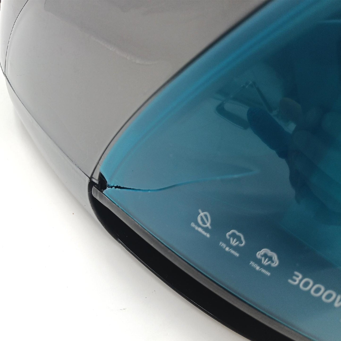 Cecotec Centro de Planchado Fast&Furious 8060 Ultra. 3000 W, 10 Bares de Presión, Revestimiento de Óxido de Titanio, Golpe de vapor de 750 g/min, 175 g/min de vapor continuo, Gris; Negro; Azul
