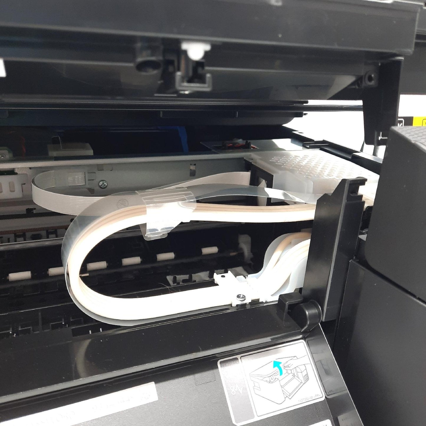 A4-Multifunktionsdrucker Wi-Fi EcoTank ET-2812 mit Tintentanks a - Unvollständig