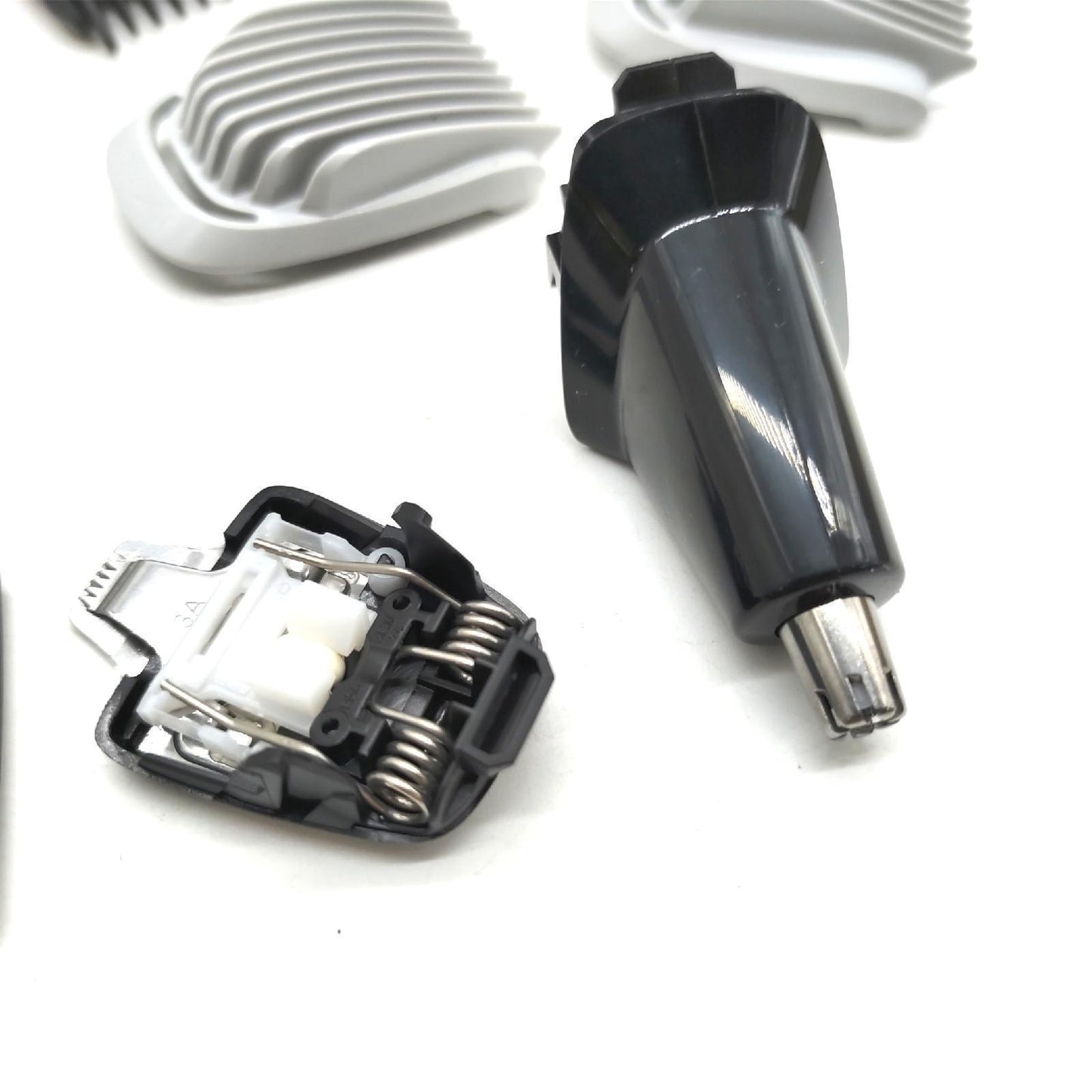 Philips Trimmer Pflegegeräte Multigroom Serie 7000 14in1 umfassend vielseit