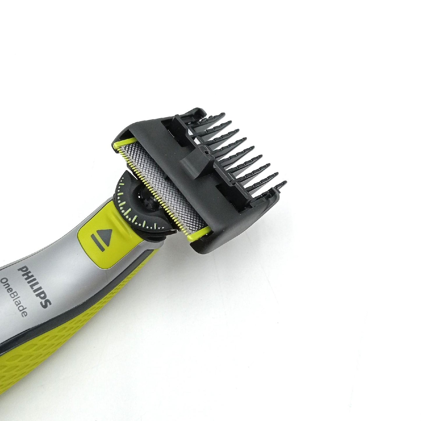 Philips OneBlade 360 Face  Elektrischer Bartschneider Rasierer zum Trimmen (39,82)