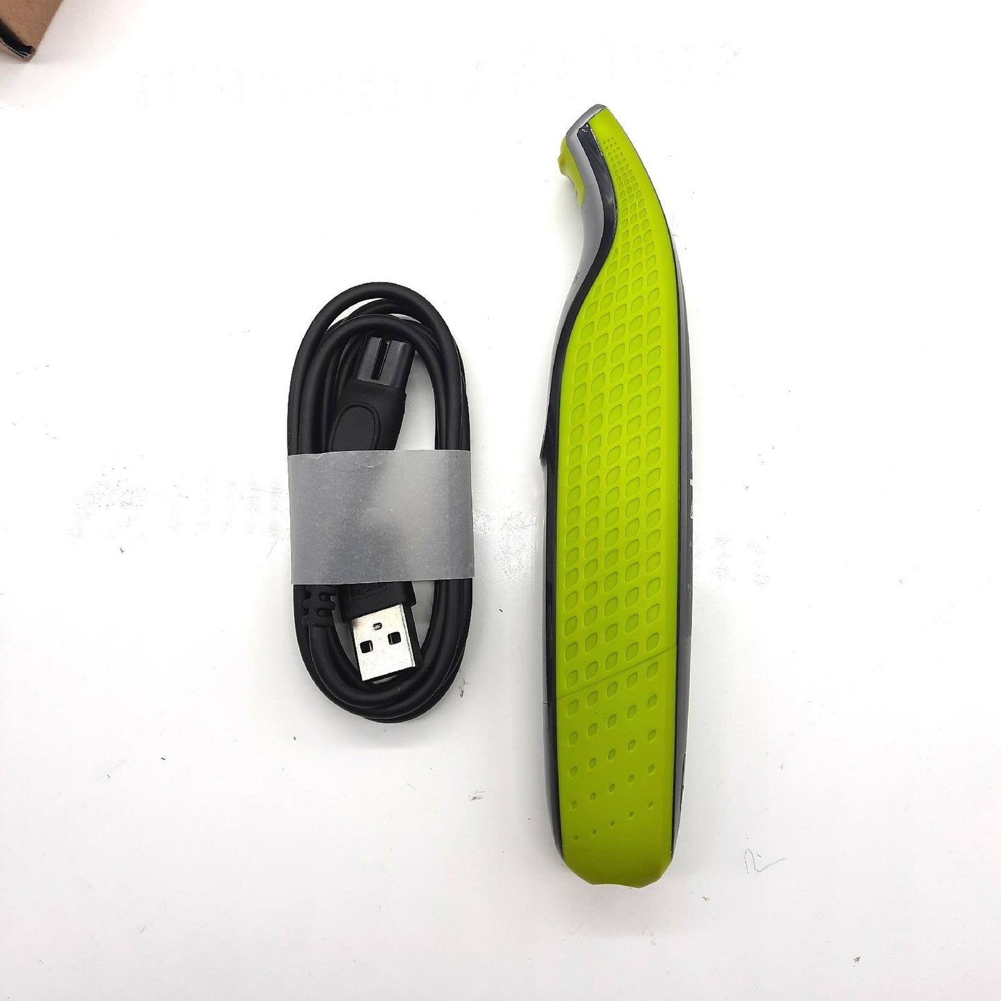 Philips OneBlade 360 Elektrischer Bartschneider Rasierer ohne Aufsätze