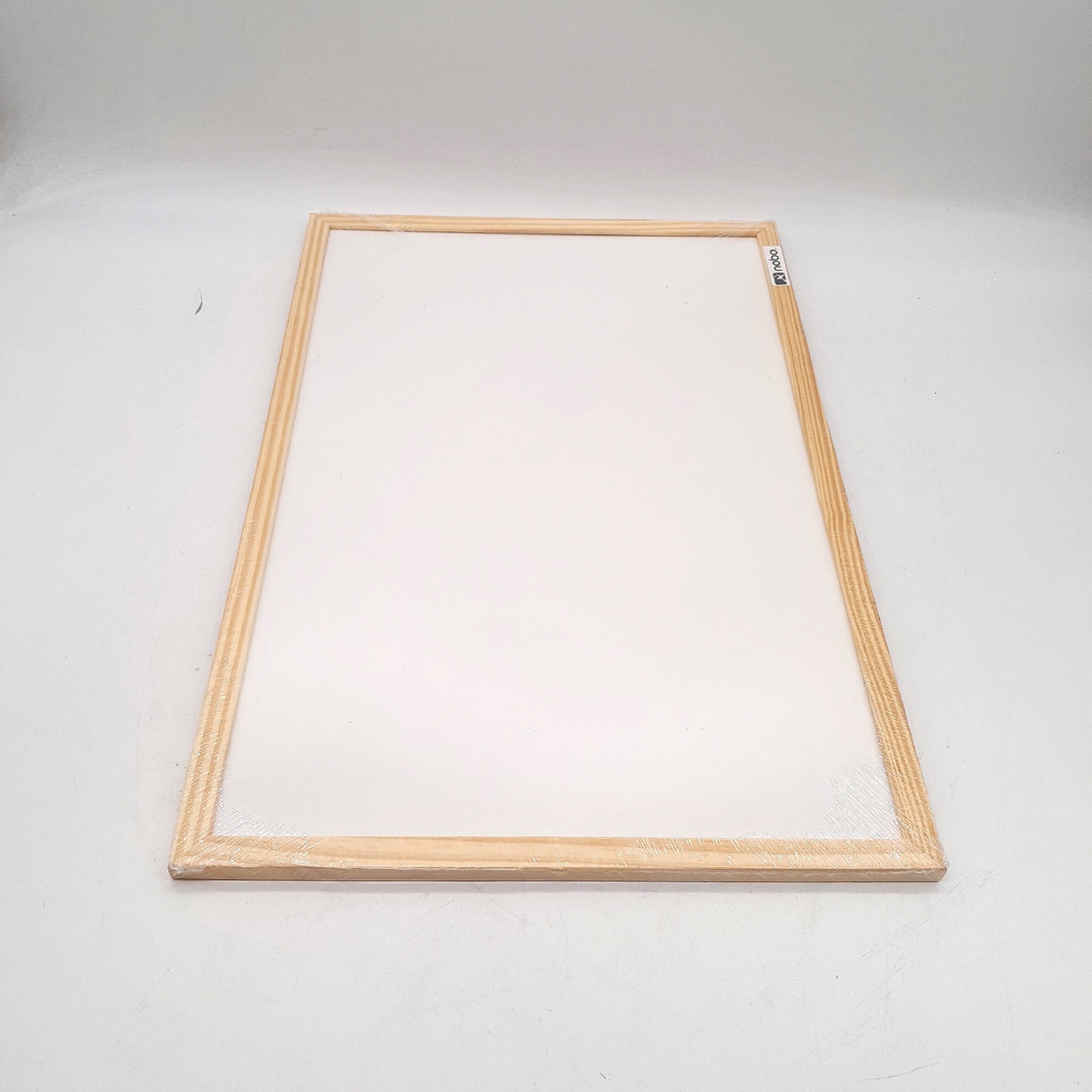 Nobo Basic Weißwandtafel Melamin Kieferrahmen klein 600 x 400 mm einfache Wandtafel