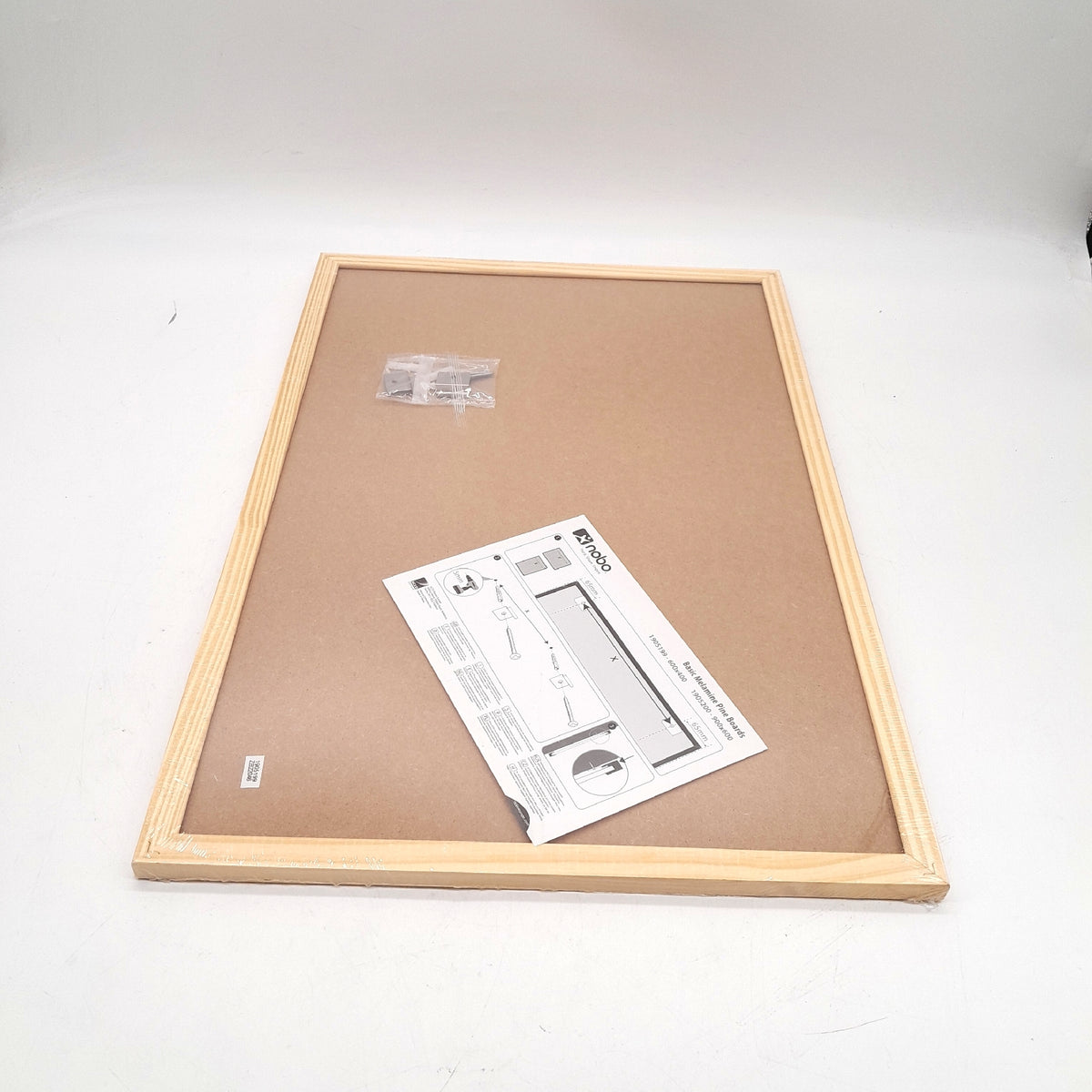 Nobo Basic Weißwandtafel Melamin Kieferrahmen klein 600 x 400 mm einfache Wandtafel