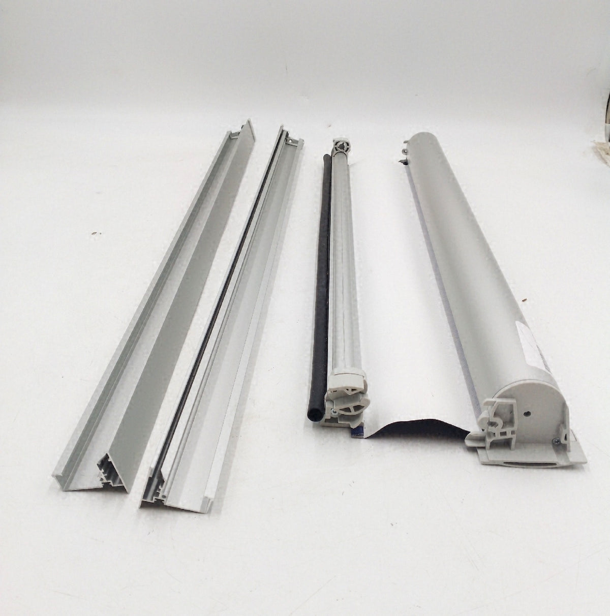 Bloc Skylight Blind MK04 Fensterrollo Fensterrollo Dachfenster Blau Marine 603 x