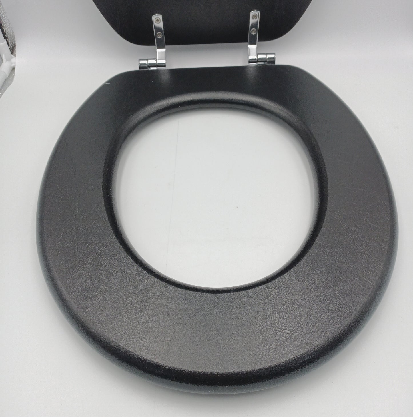 Tiger Toilettensitz Badezimmerzubehör 2525 Lederlook schwarz Holz Metallbefestigung elegant