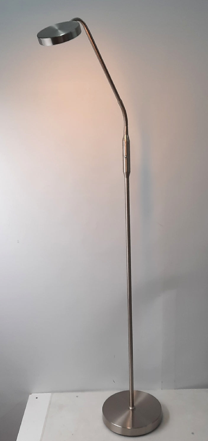 Realy Stehleuchte Beleuchtung Mor o R44561107 Metall Nickel matt Energieeffizient