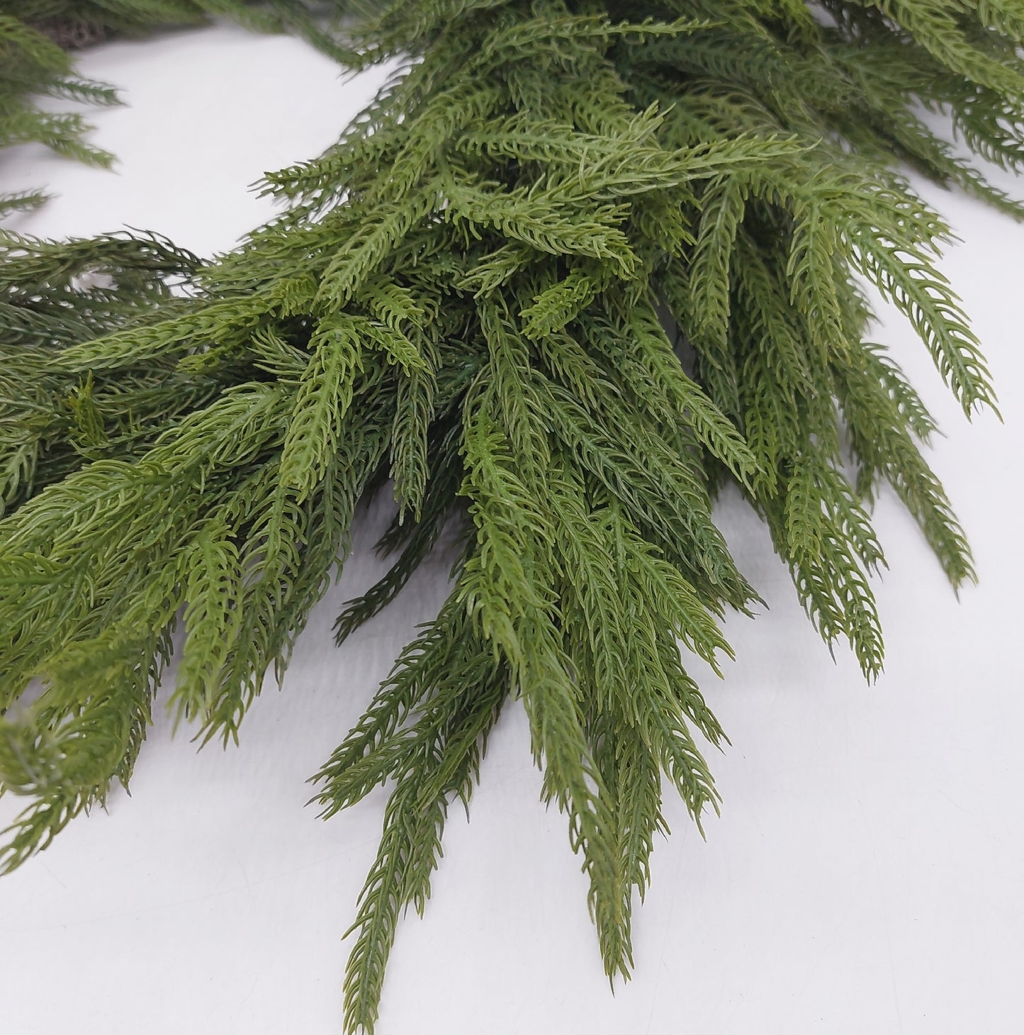 Norfolk Kiefernkranz Haustür Dekoration Weihnachtskranz grün festlich elegant flor