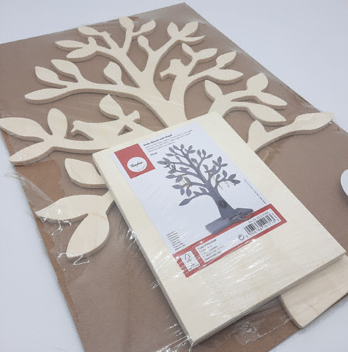 Rayher 62274000 Holz Baum FSC Mix Credit 50cm Blatt an Krone fehlt