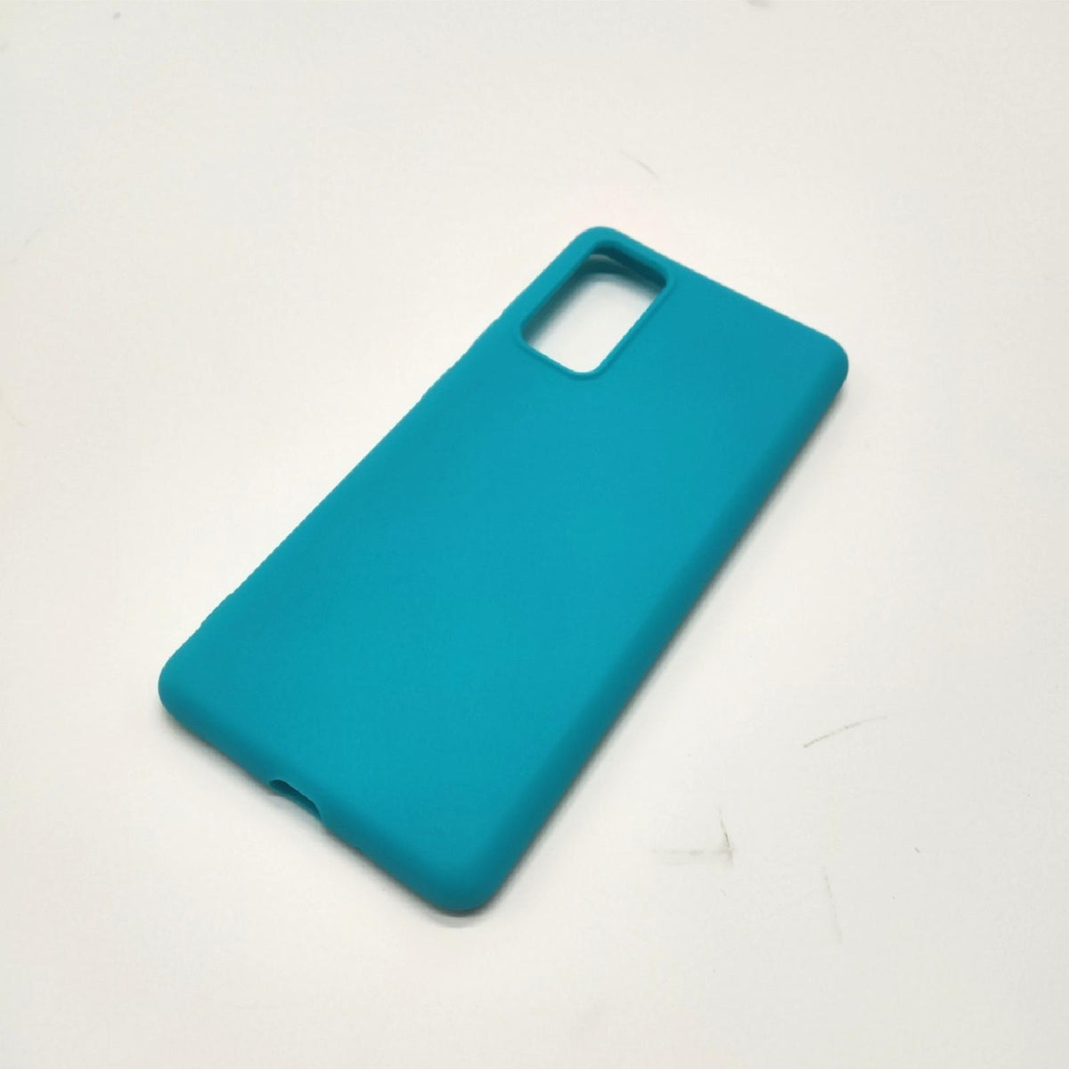 kwmobile Hülle für Samsung Galaxy S20 FE TPU Case - Handyhülle unterstützt kabelloses Laden  Flexible Schutzhülle  gummiertes Cover in Cool Glacier
