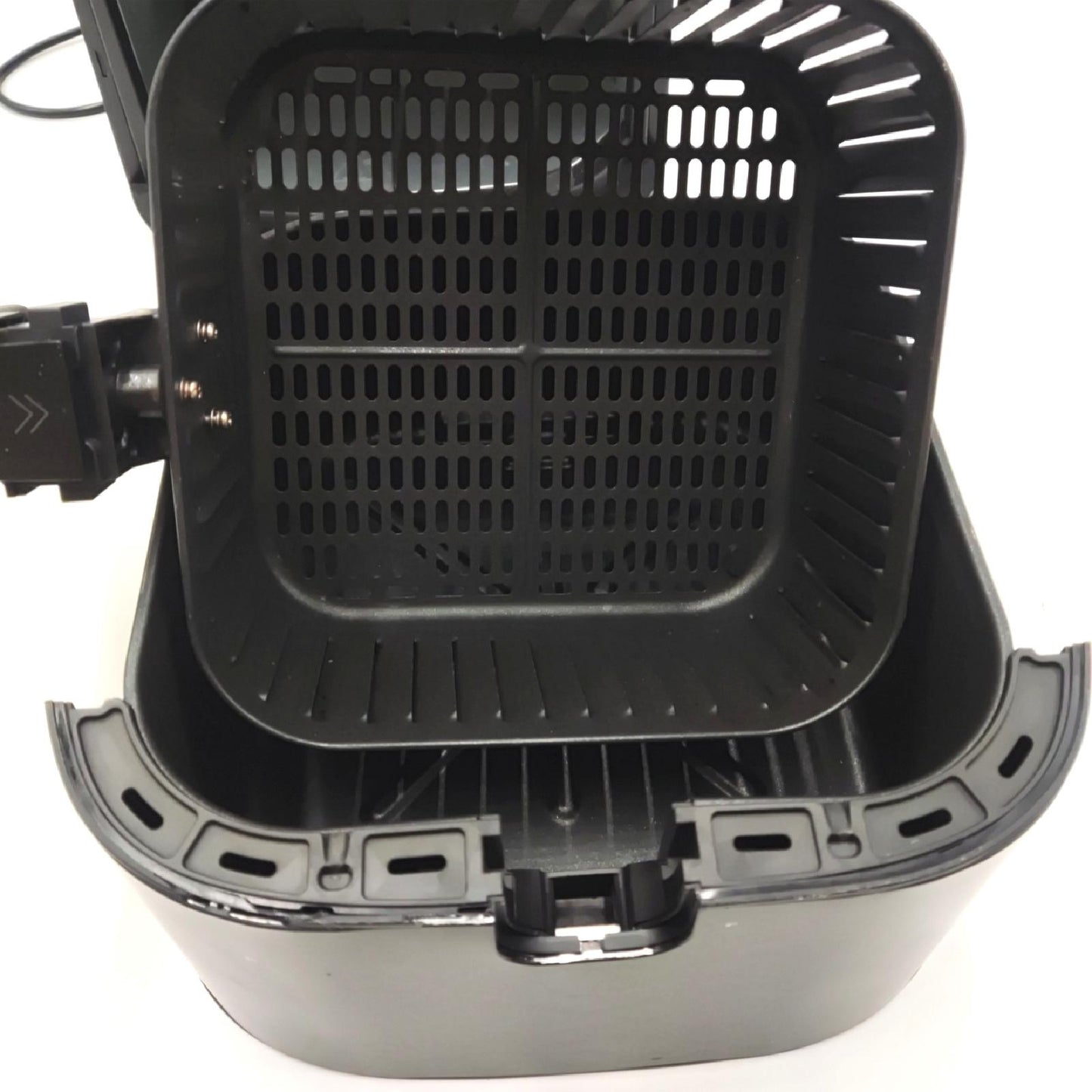 Haier Heißluftfritteuse mit Glasfenster I Airfryer mit 9 Programmen & 7 Liter Fassungsvermögen I 1700W Fryer mit LED Display I Fritteuse Heißluft ohne Fett I spülmaschinenfest [Serie 5 - HAF5TWA]
