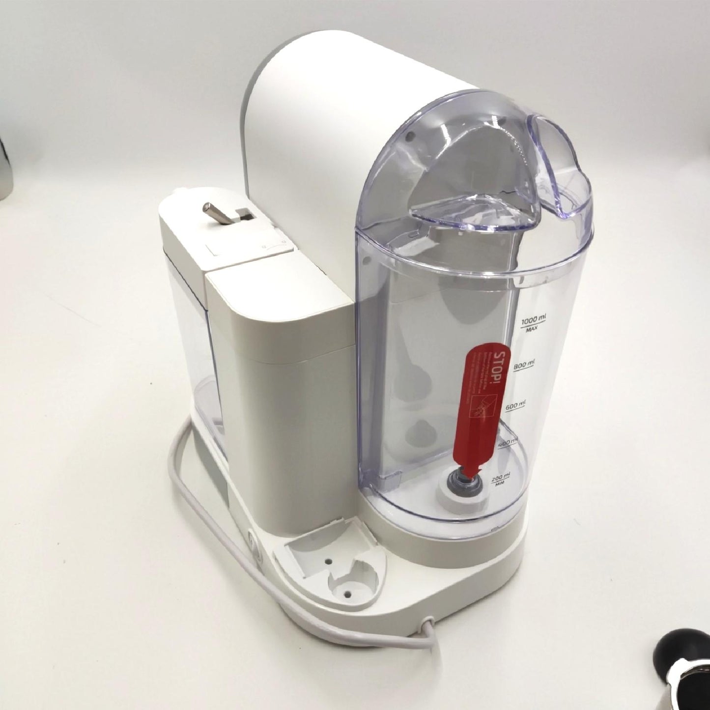 Cecotec Halbautomatischer Kaffee Instant Power-ccino 20 Chic Serie Bianca. für gemahlenen Kaffee und Kapselkaffee 20 Riegel, Milchtank 0,7 ml, Wassertank 1,7 l, 1470 W.