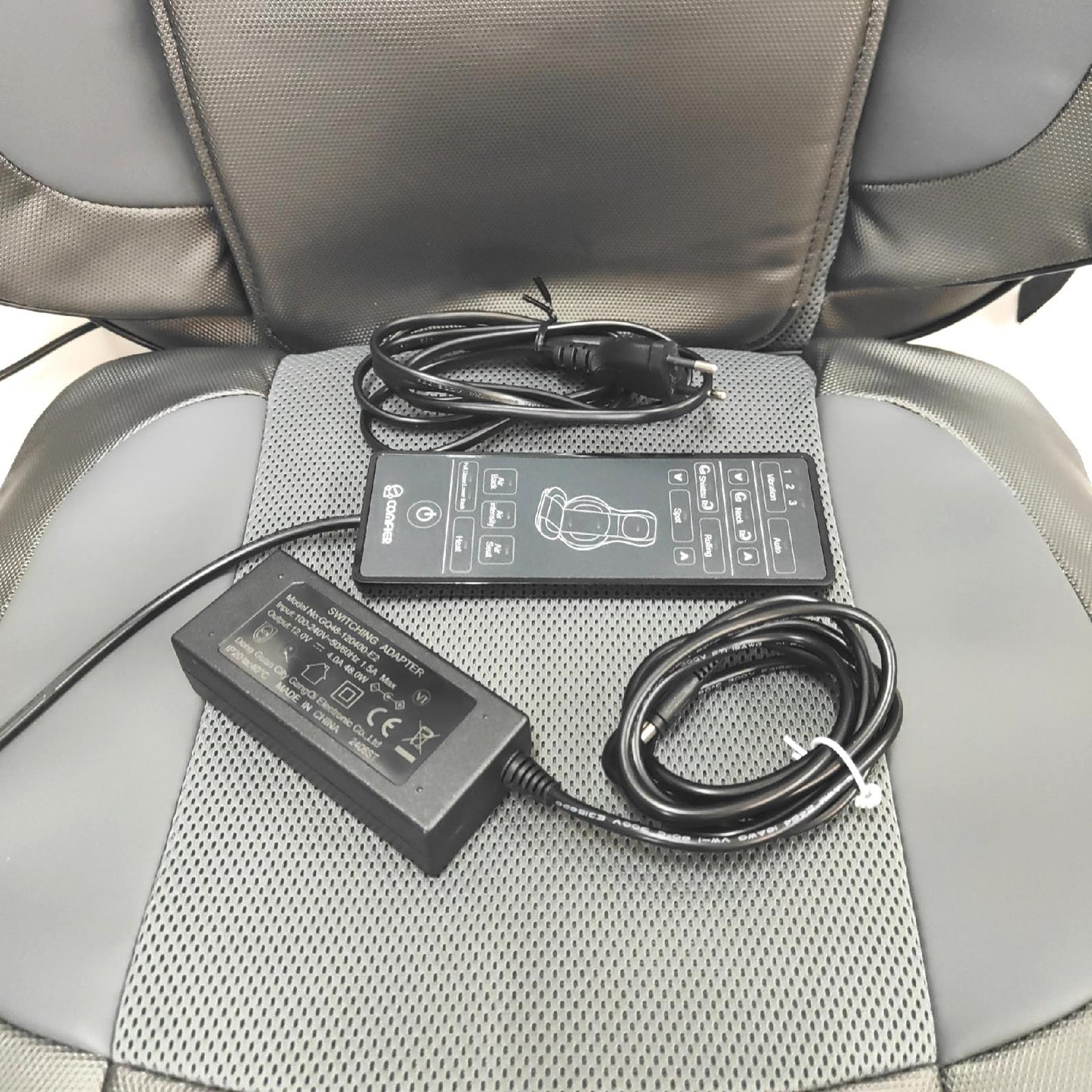 COMFIER Shiatsu Massagesitzauflage Knet- Rollen- Vibrations- Massage Ch - Defekt