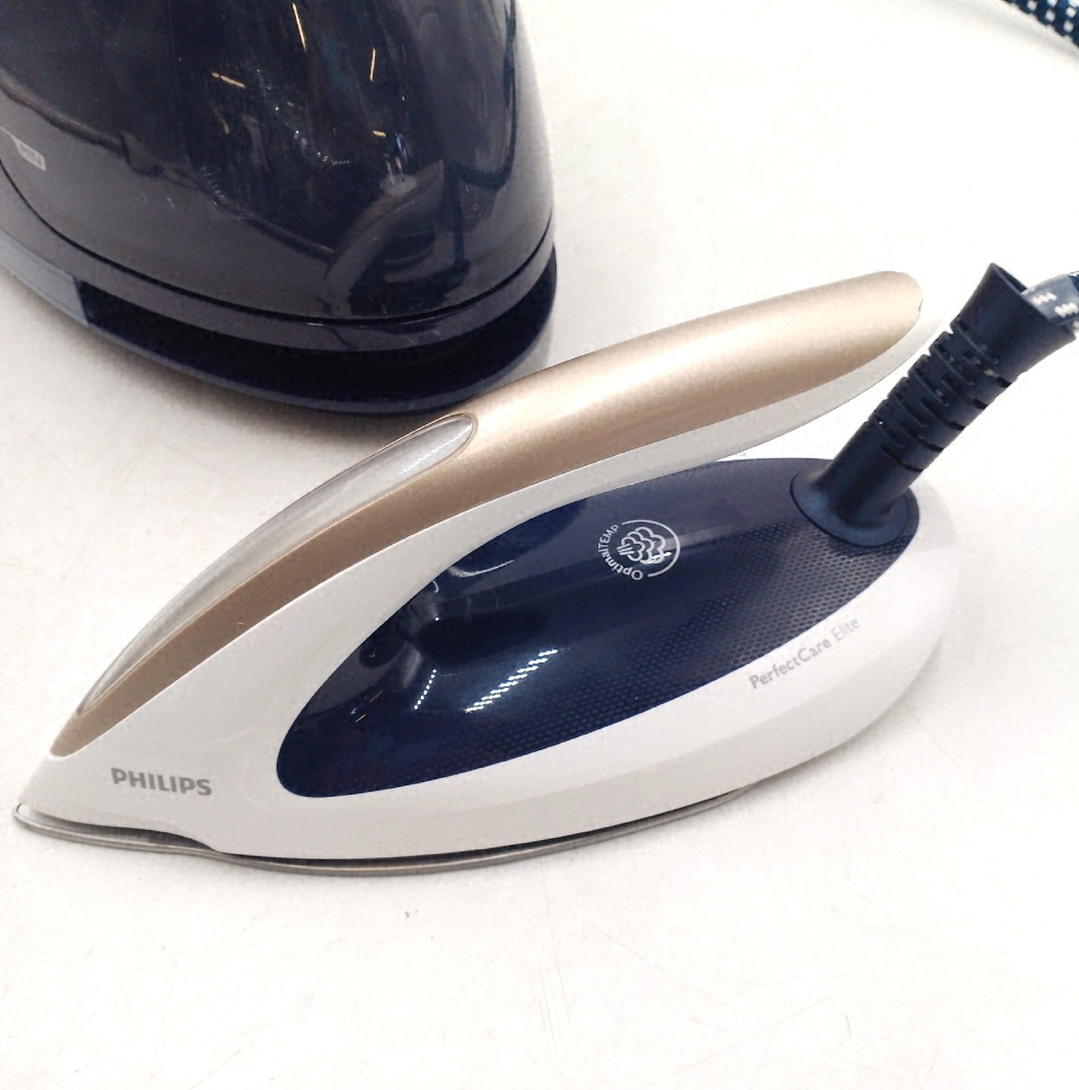 Philips PerfectCare Elite GC963520 Dampfbügelstation 2700 W konstante Dampfleistung