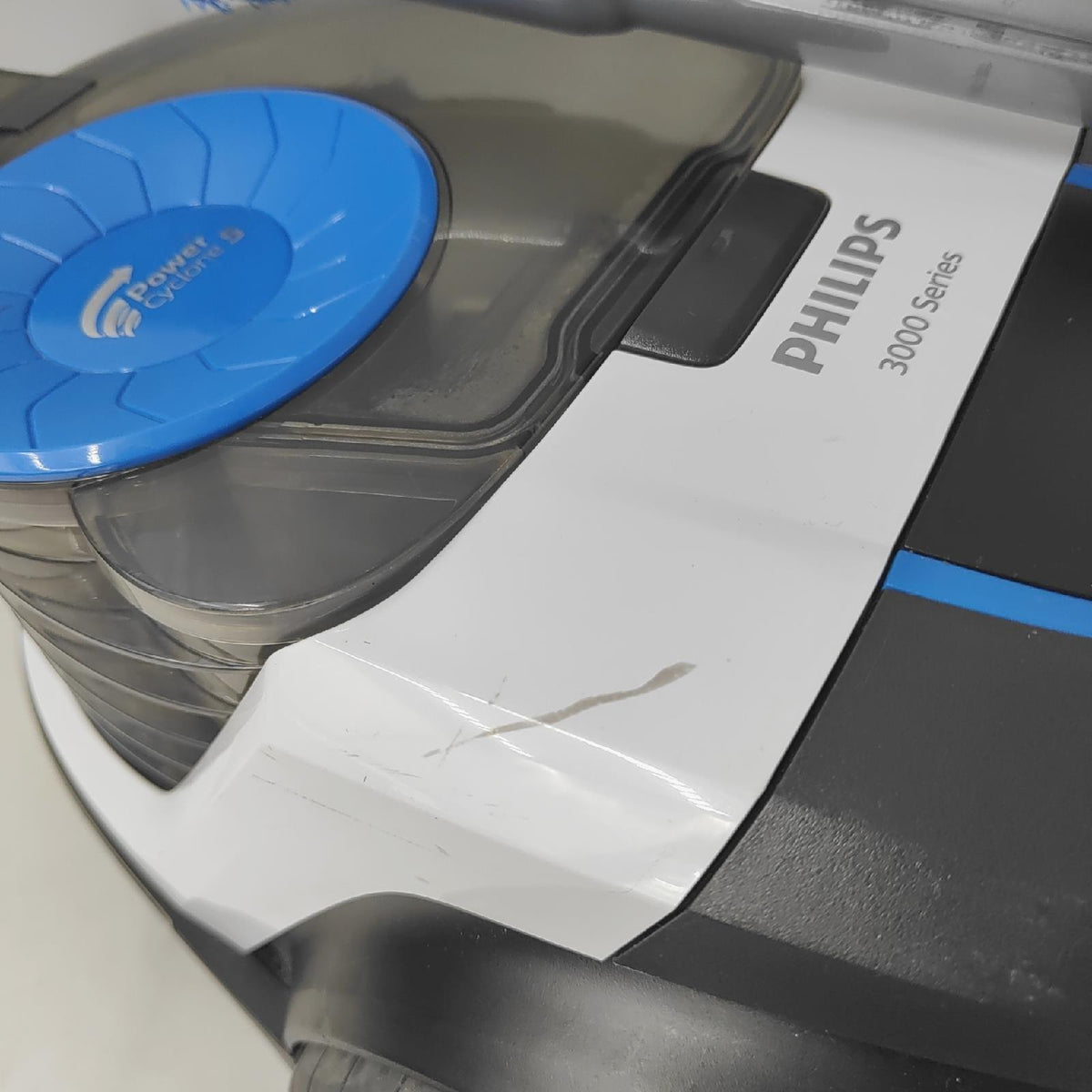 Philips Staubsauger Cylinder Staubsauger Blau Weiß 650 Watt Innovation Reinigungskraft