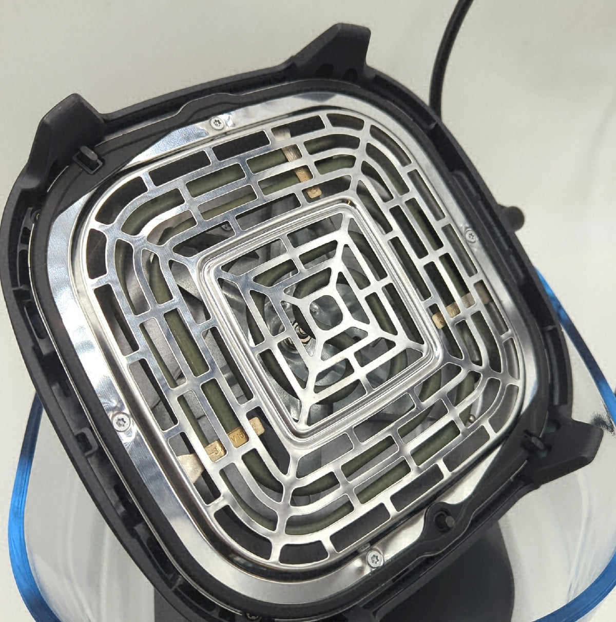 CRISPi tragbare Air Fryer Heissluftfritteuse 38 l 4 in 1 unbenutzt elektrisch tiefgaren