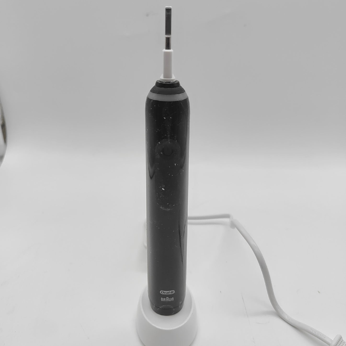 Oral-B Pro Series 3 Plus Edition Elektrische Zahnbürste 3 Aufsteckbürst - Defekt