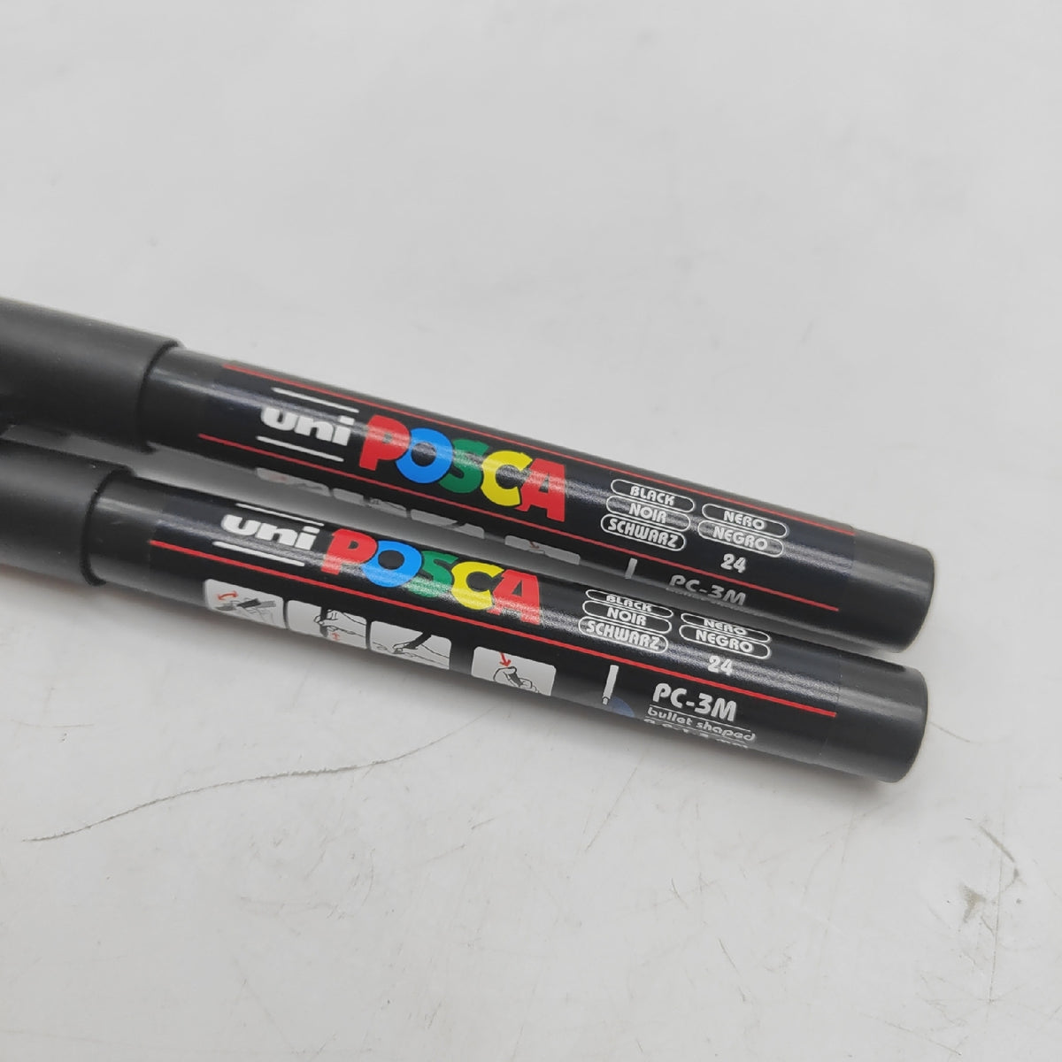 POSCA Mitsubishi Pencil – 3 schwarze PC3M Marker  konische Spitze  feine Spitze  Marker auf Wasserbasis  für Papier  Textilien  Glas  Kieselstein  Holz