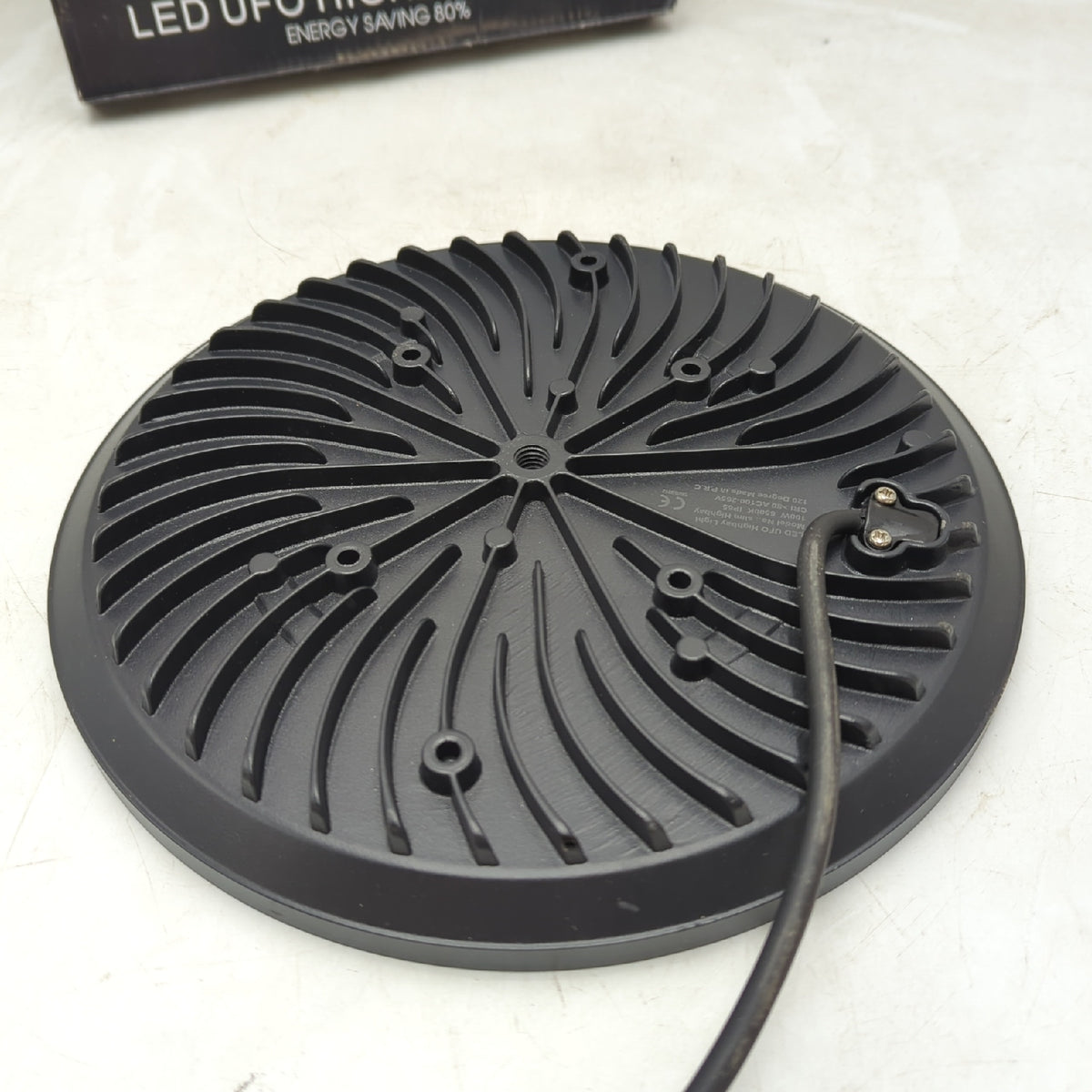 Energieeffizienter LED Hochregalsensor 100W 22000 Lumen 3000K 110lmW
