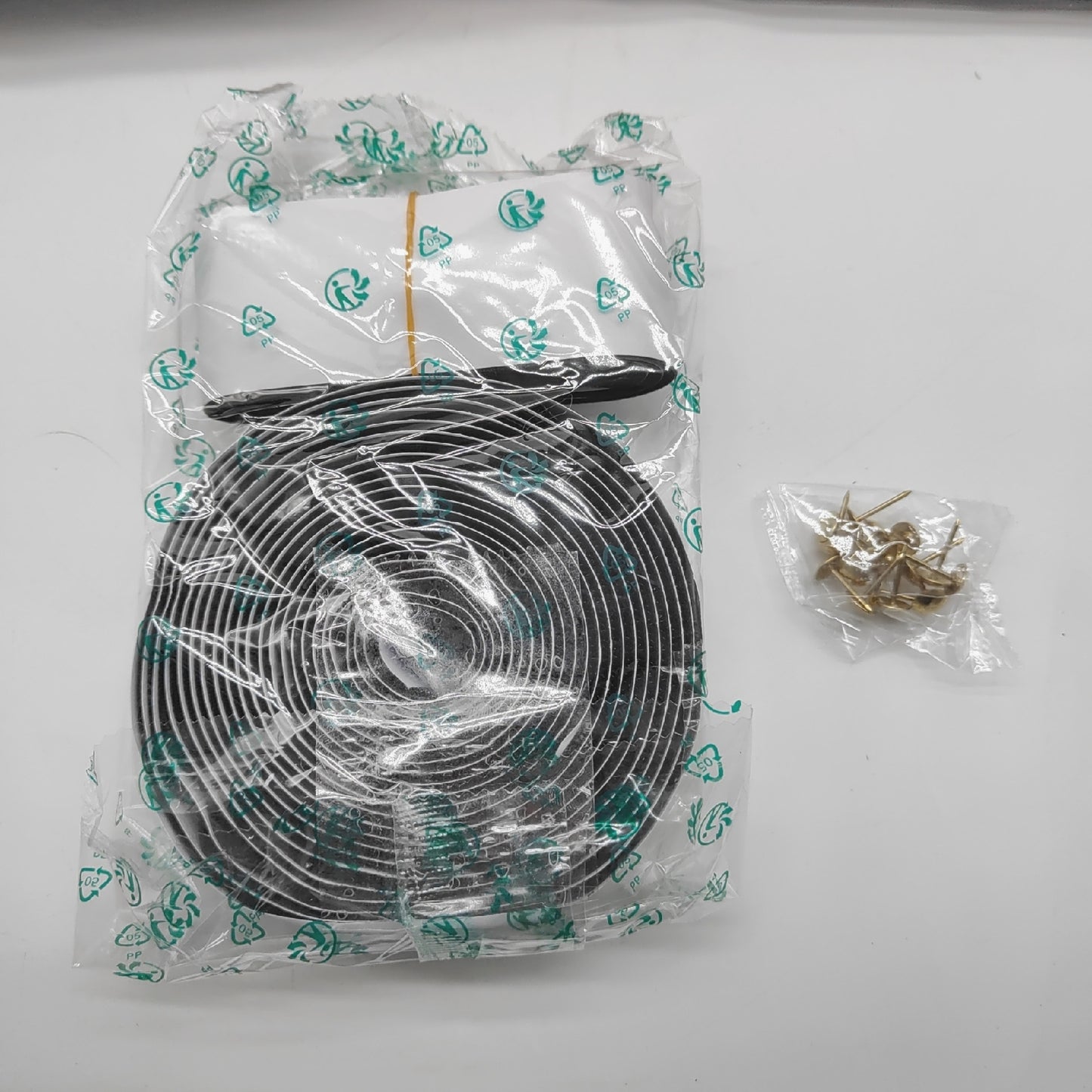 MYCARBON Fliegengitter Tür Insektenschutz Balkontür Fliegenvorhang Magnet einfache Montage