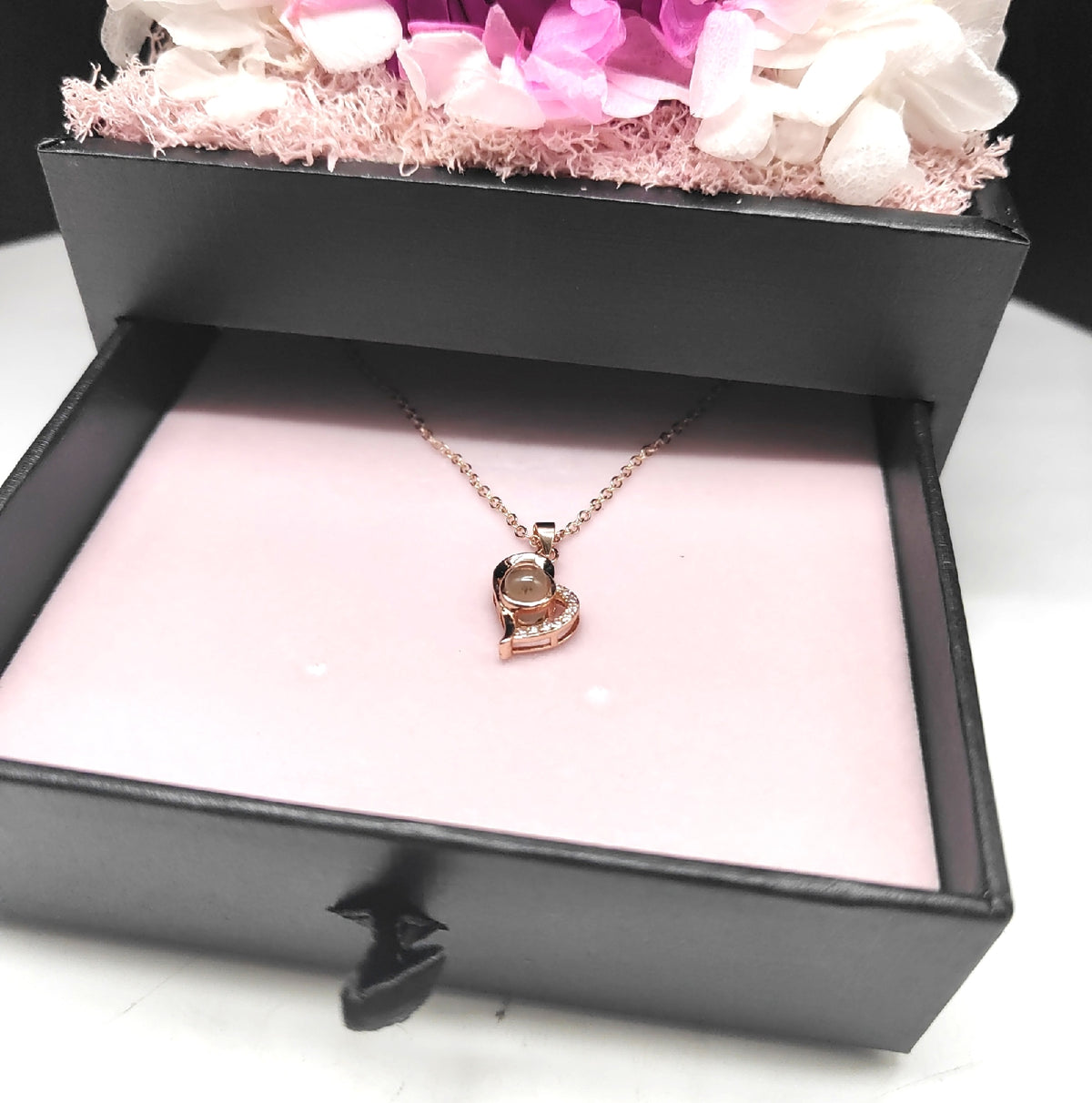 ADDWel ewige Rose Geschenkbox mit Kette Ich liebe Dich in 100 Sprachen