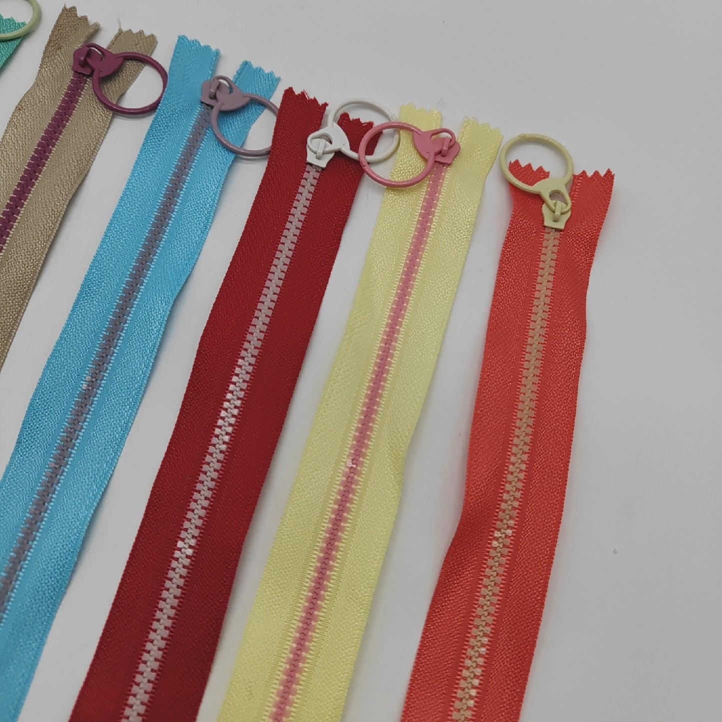 Harz Reißverschluss Set Nähzubehör 20cm Bunte Metall Ringe Unsicht
