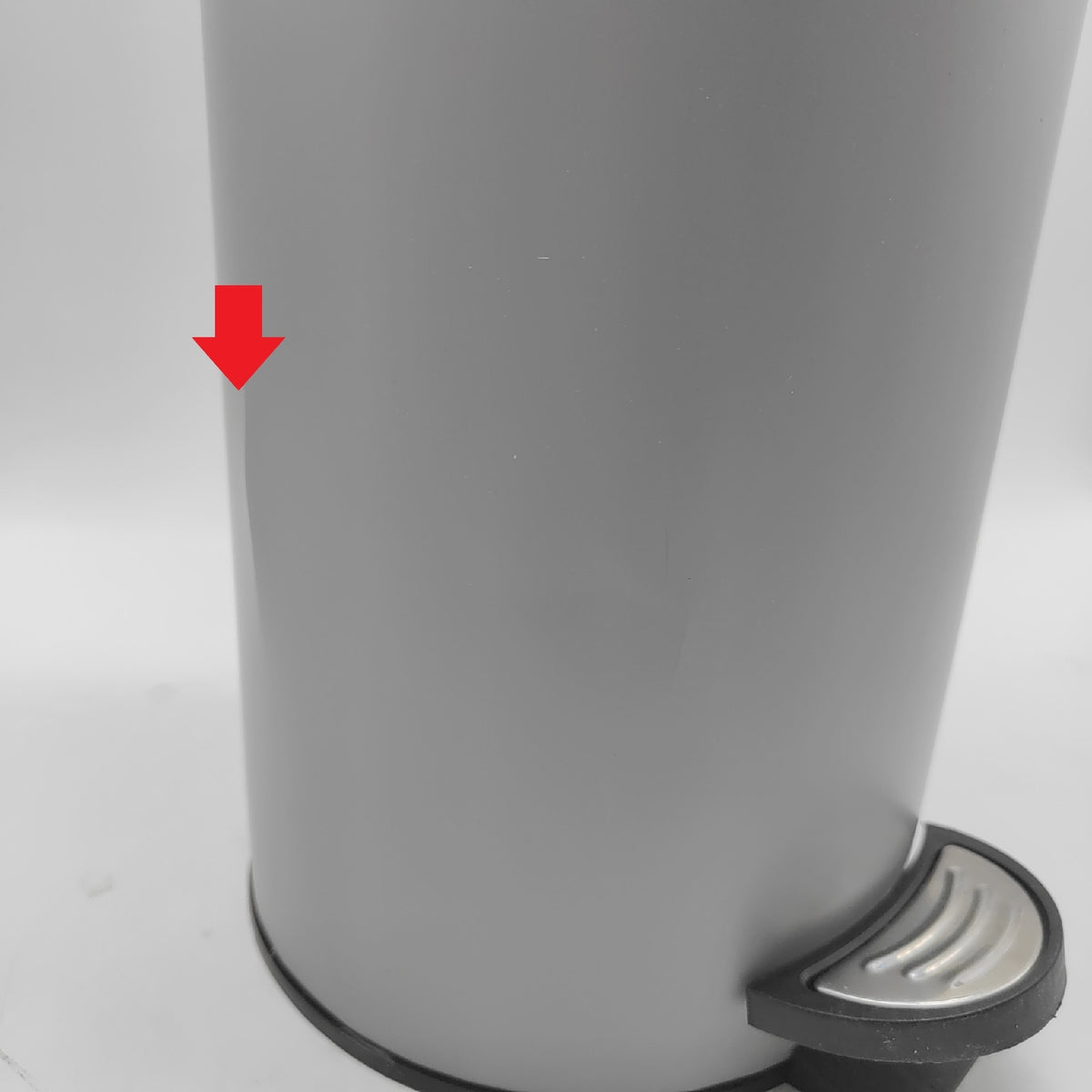 Kleine Wolke Kosmetikeimer One Platinfarben 3 Liter kleiner Schaden Seite