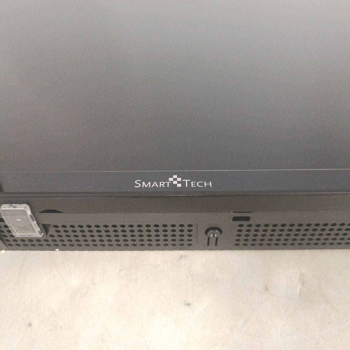 Smart Tech 32HH01K 32 Zoll HD LED Fernseher Netflix YouTube Prime fehlt Fü