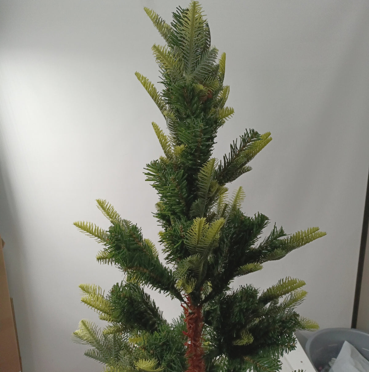 Uten Bleistift Weihnachtsbaum 180 cm, Realistischens PE Innendekoration Künstlicher Tannenbaum, PE & PVC 600 Natürlich Aussehende Spitzen, Aufklappbare Zweigen, 2 Arten Zweigen, Wiederverwendbar