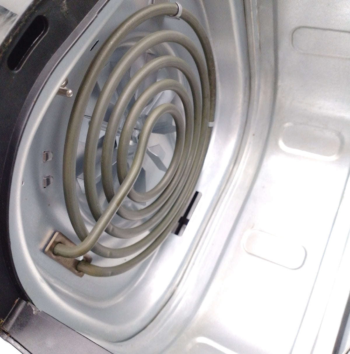 Philips Essential Friteusen Heissluftfritteuse XL Schwarz 62 L mit Transportschaden gebraucht